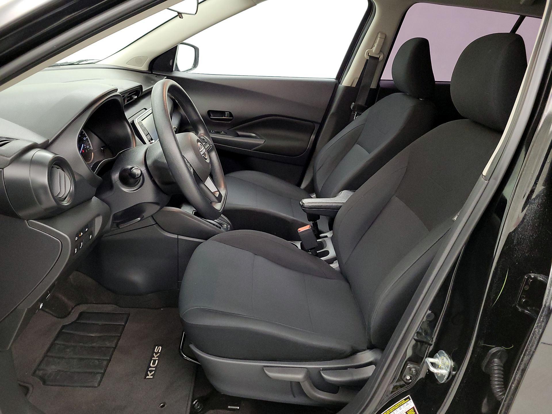 Thumbnail: 2023 Nissan Kicks - 11