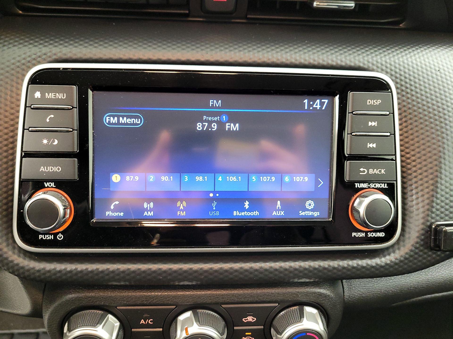 Thumbnail: 2023 Nissan Kicks - 15