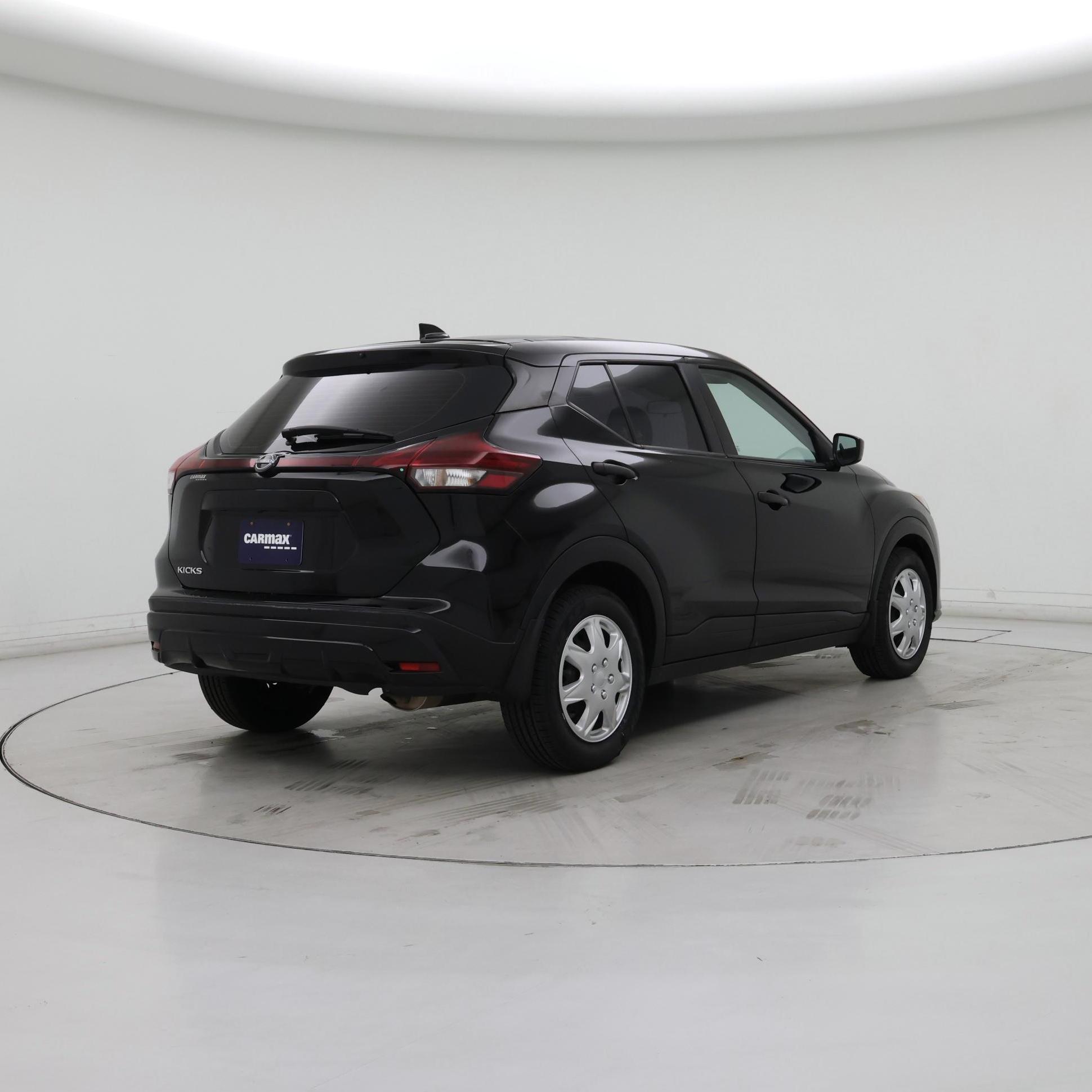 Thumbnail: 2023 Nissan Kicks - 8