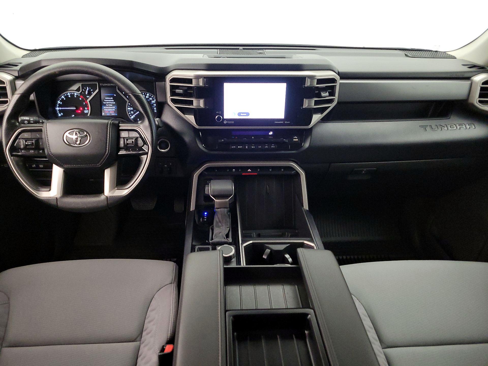 Thumbnail: 2024 Toyota Tundra - 9