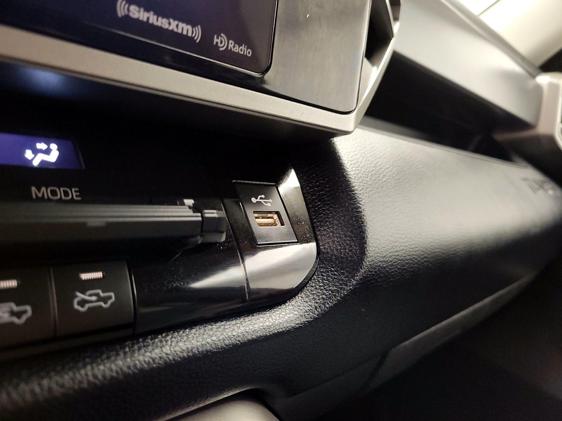 Thumbnail: 2024 Toyota Tundra - 18