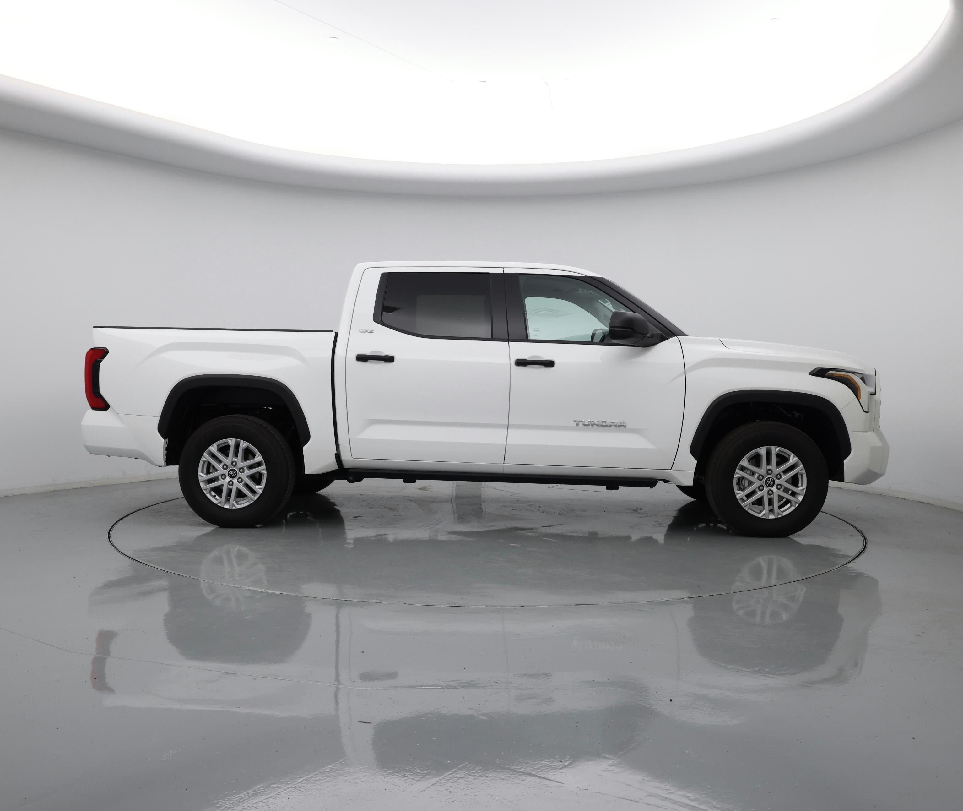 Thumbnail: 2024 Toyota Tundra - 7