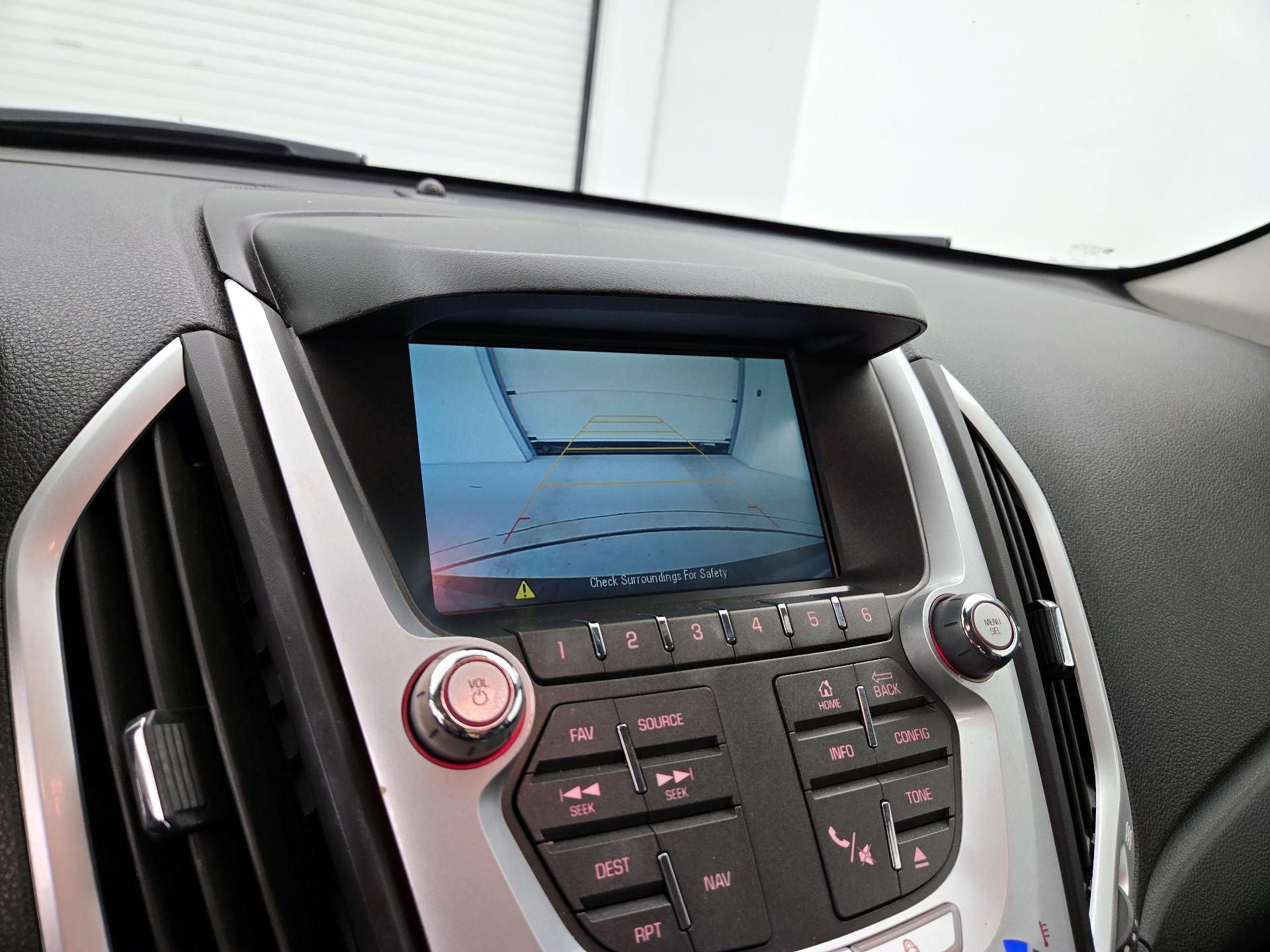 Thumbnail: 2015 GMC Terrain - 14