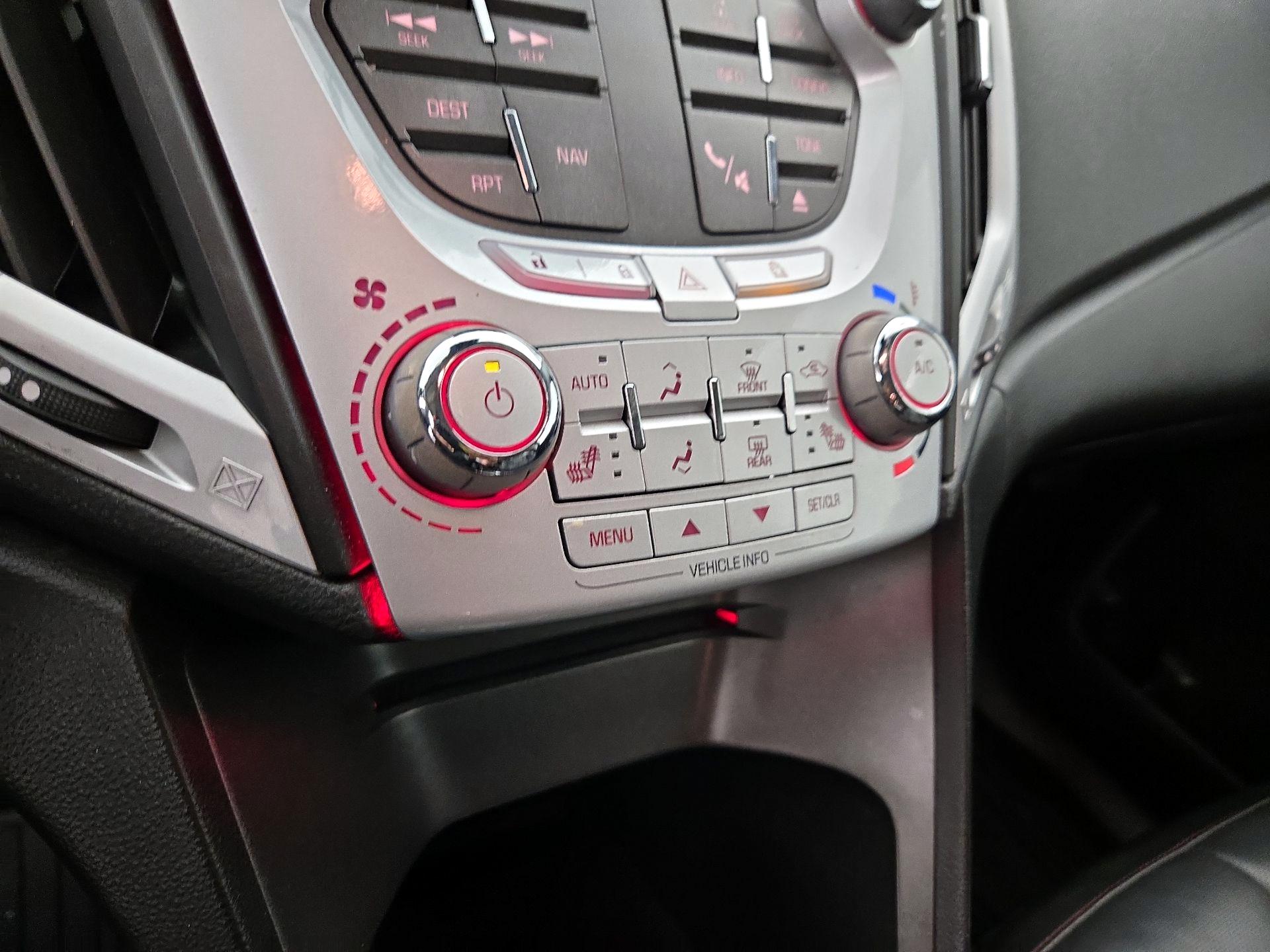 Thumbnail: 2015 GMC Terrain - 16