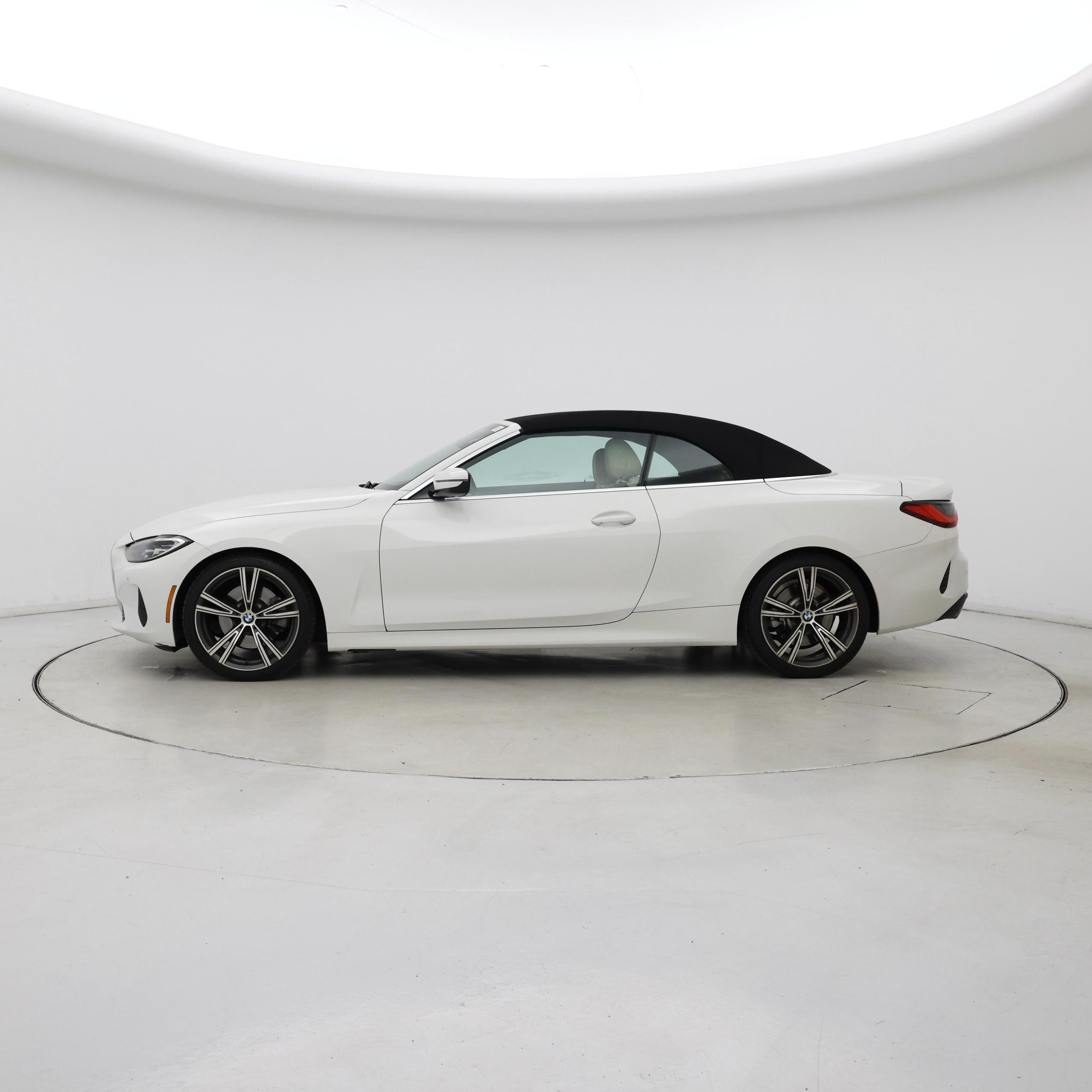 Thumbnail: 2021 BMW 4 Series - 3