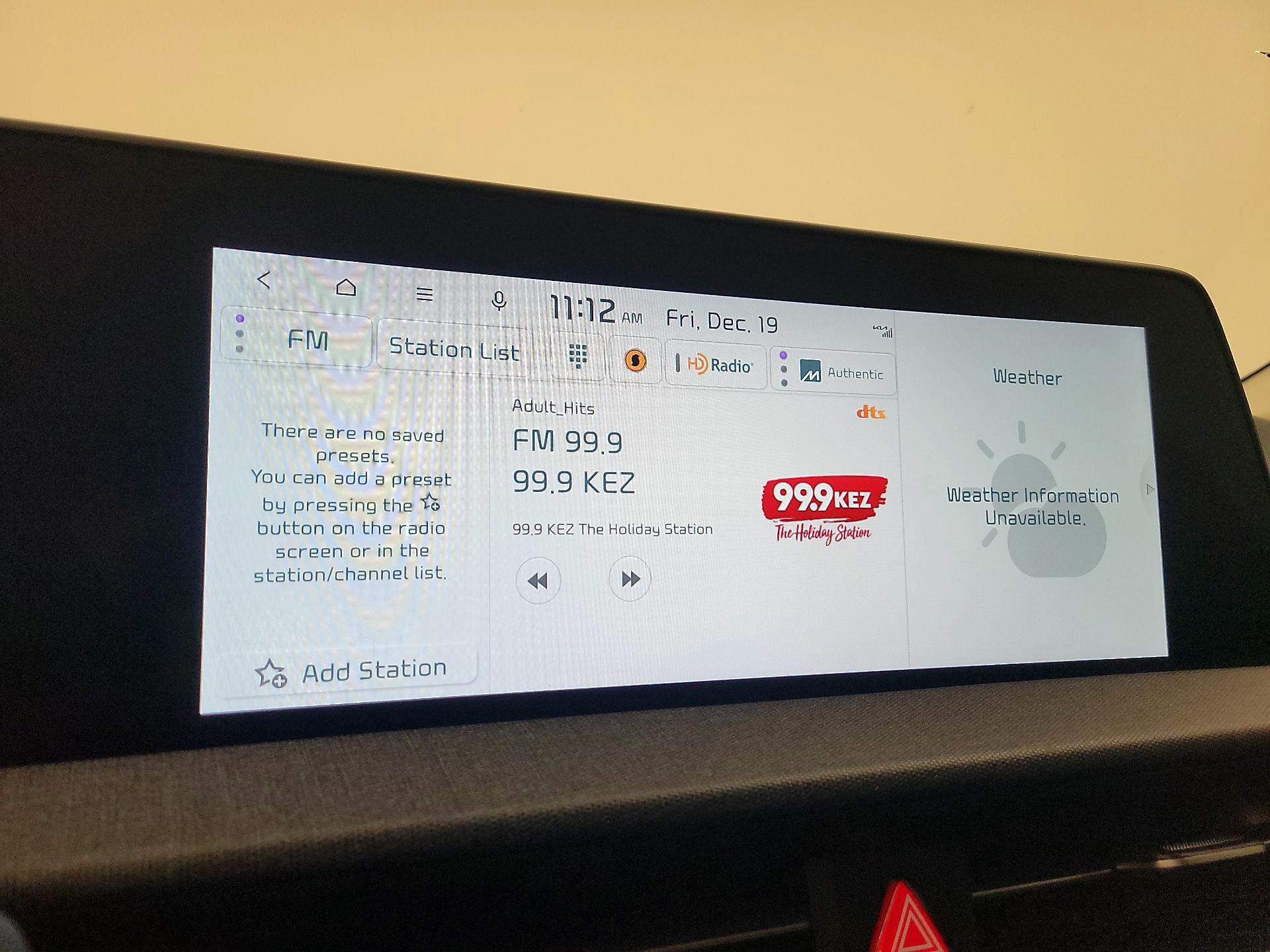 Thumbnail: 2022 Kia EV6 - 16