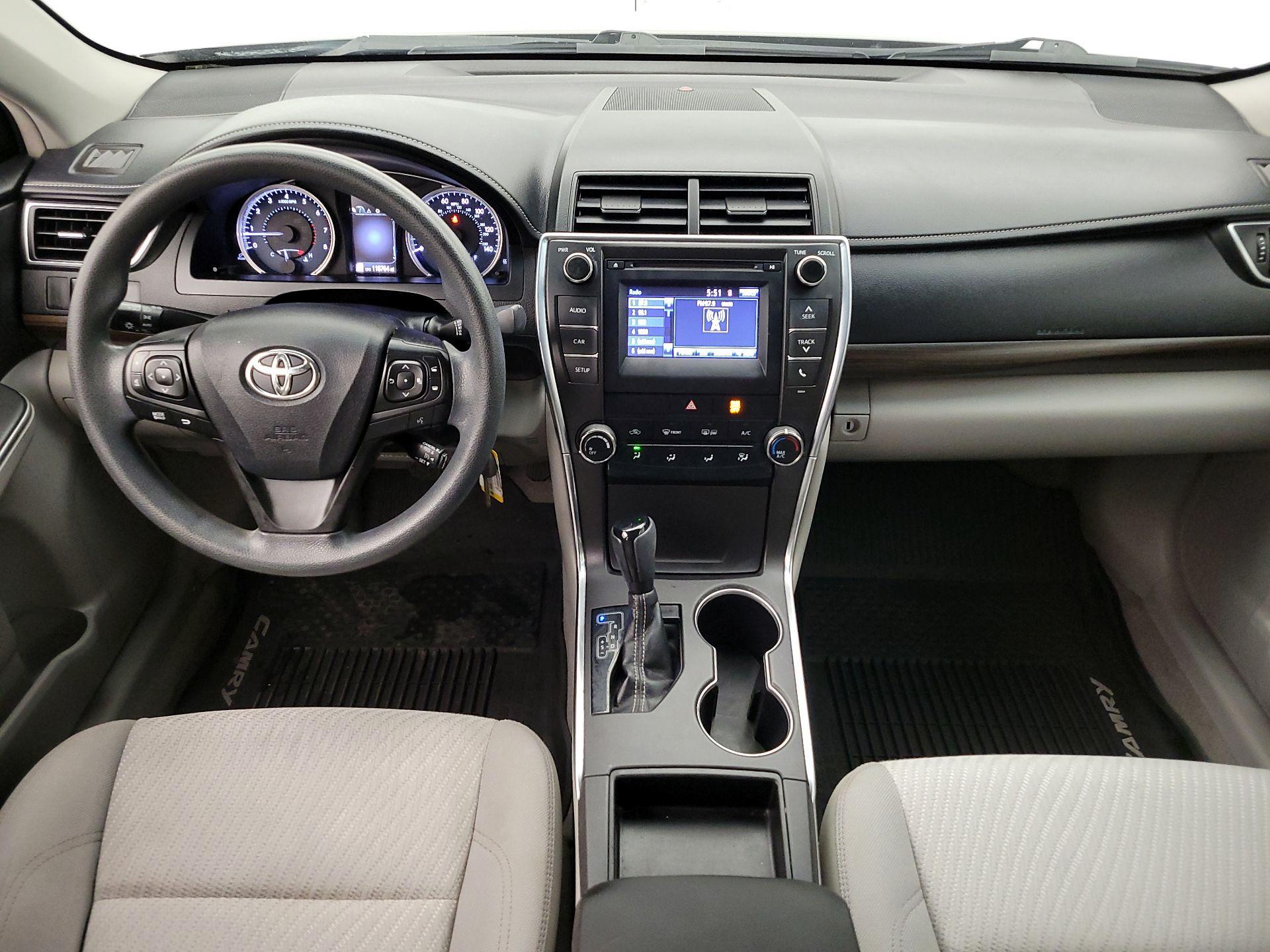 Thumbnail: 2016 Toyota Camry - 9