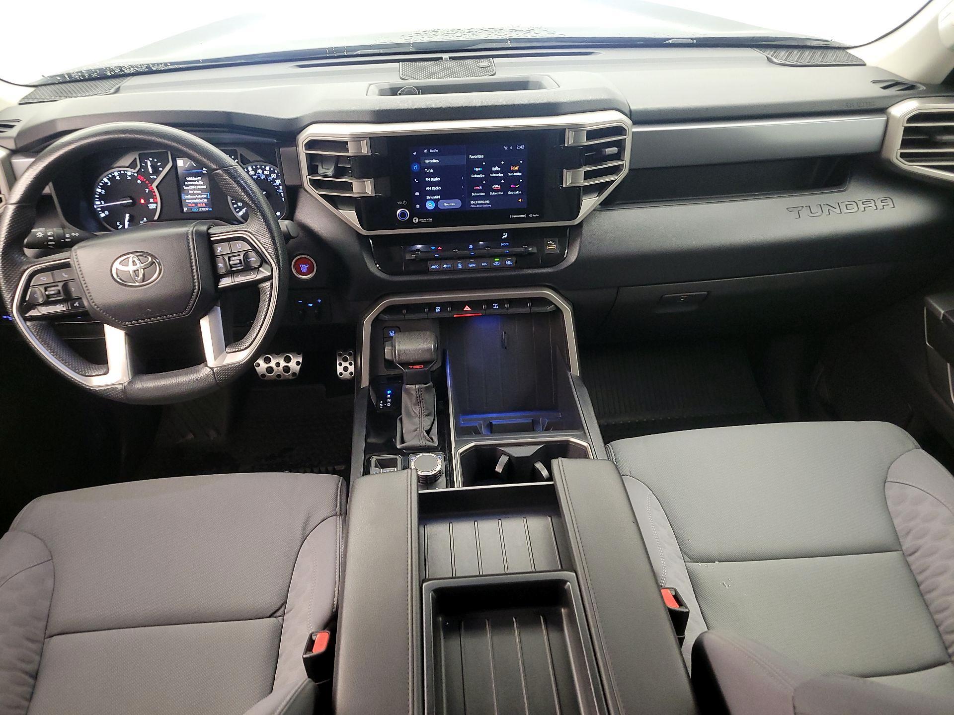 Thumbnail: 2023 Toyota Tundra - 9