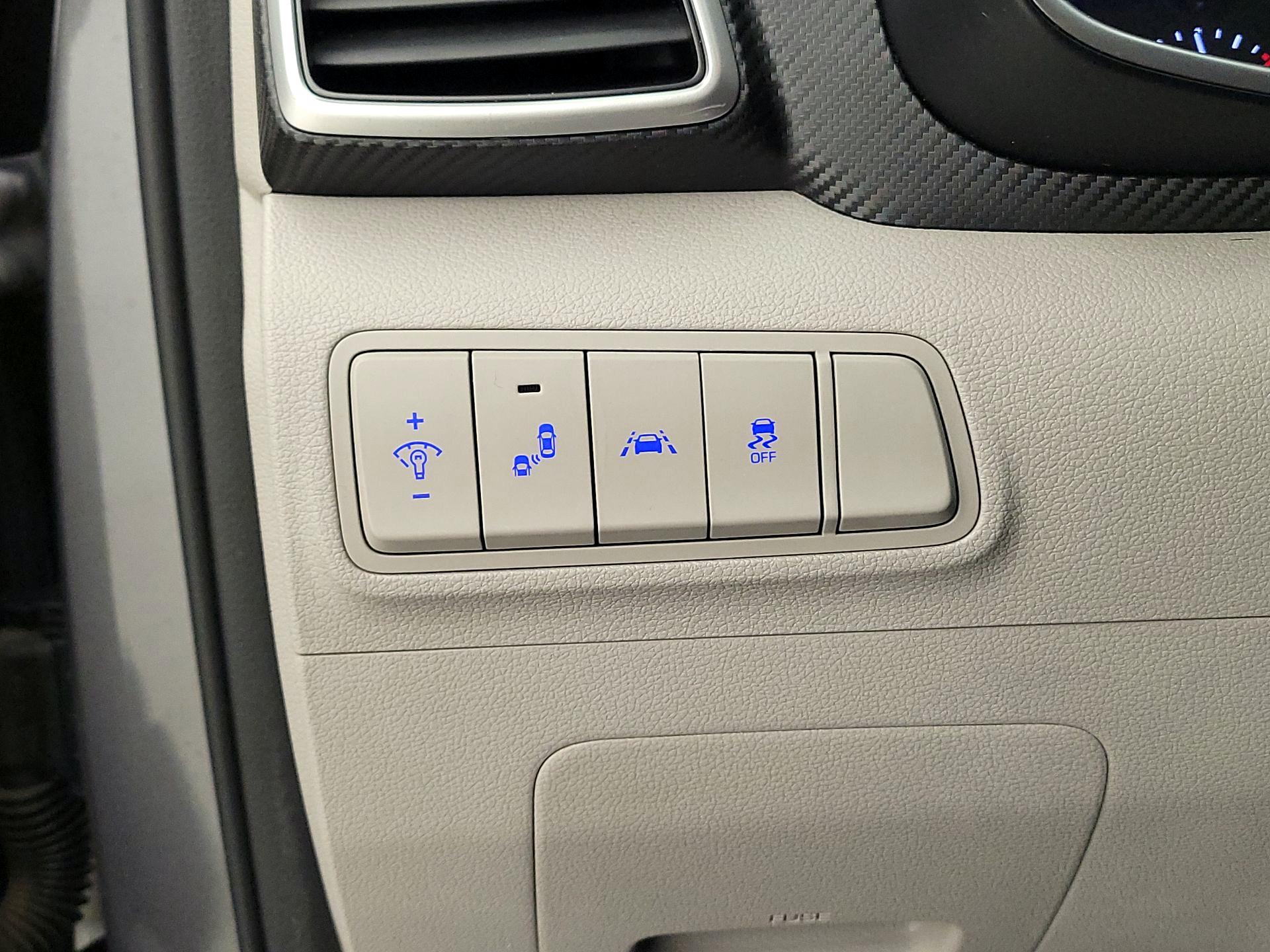 Thumbnail: 2021 Hyundai Tucson - 13