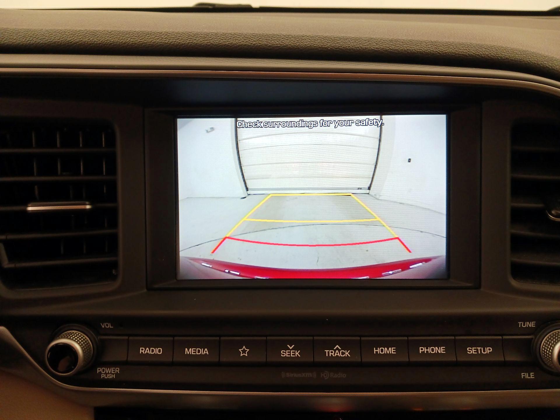 Thumbnail: 2020 Hyundai Elantra - 14