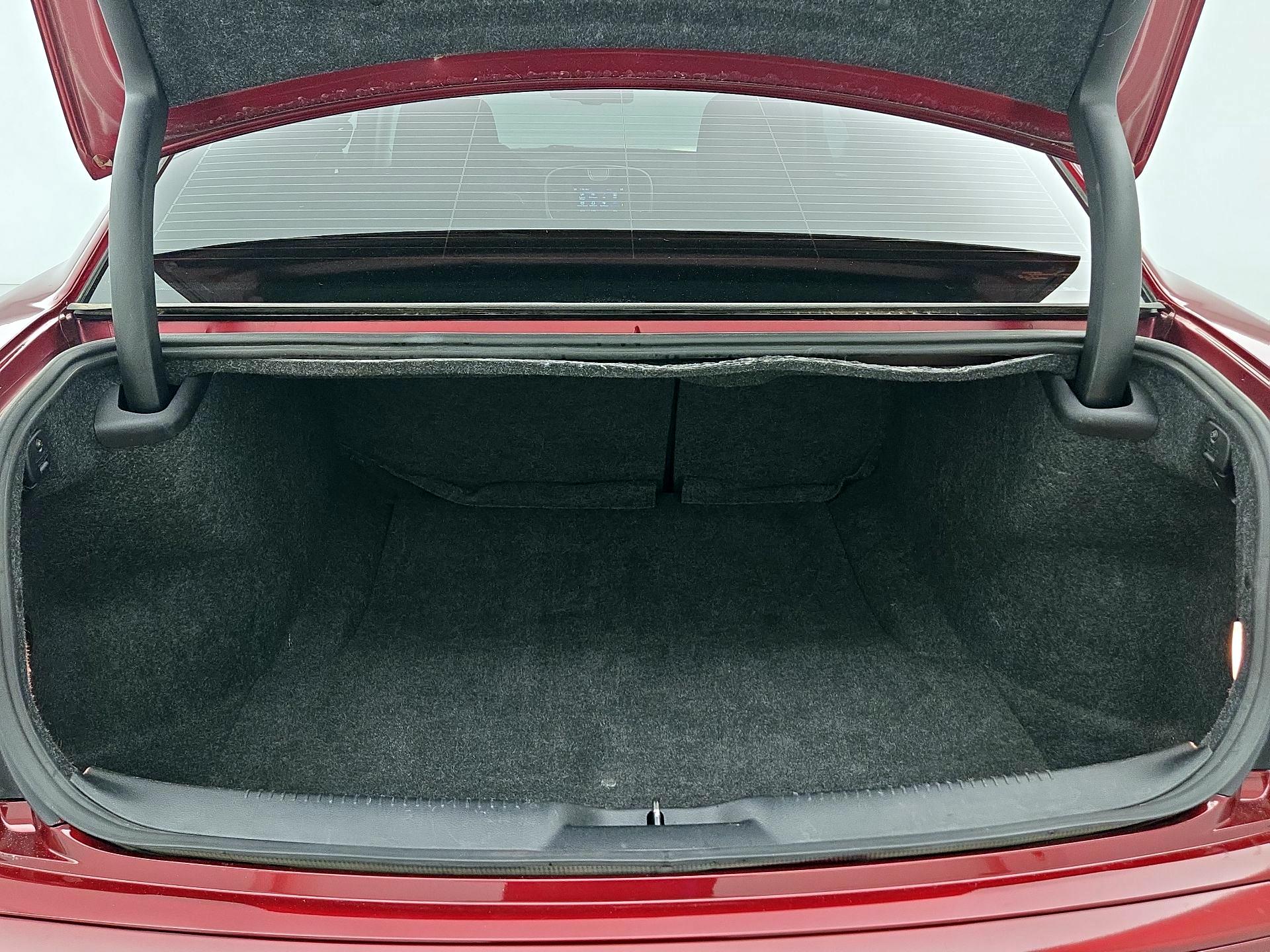 Thumbnail: 2022 Chrysler 300 - 20