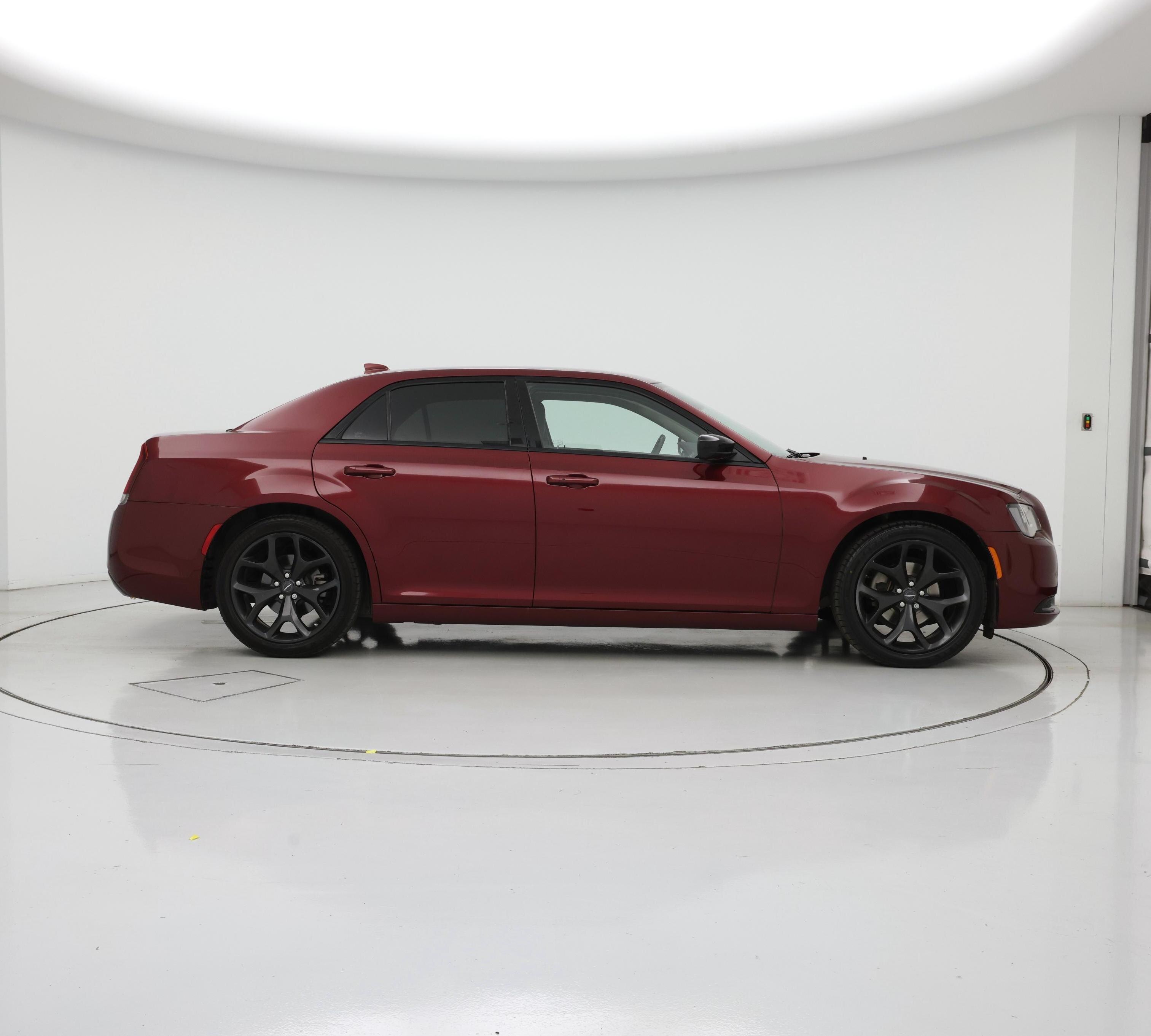 Thumbnail: 2022 Chrysler 300 - 7