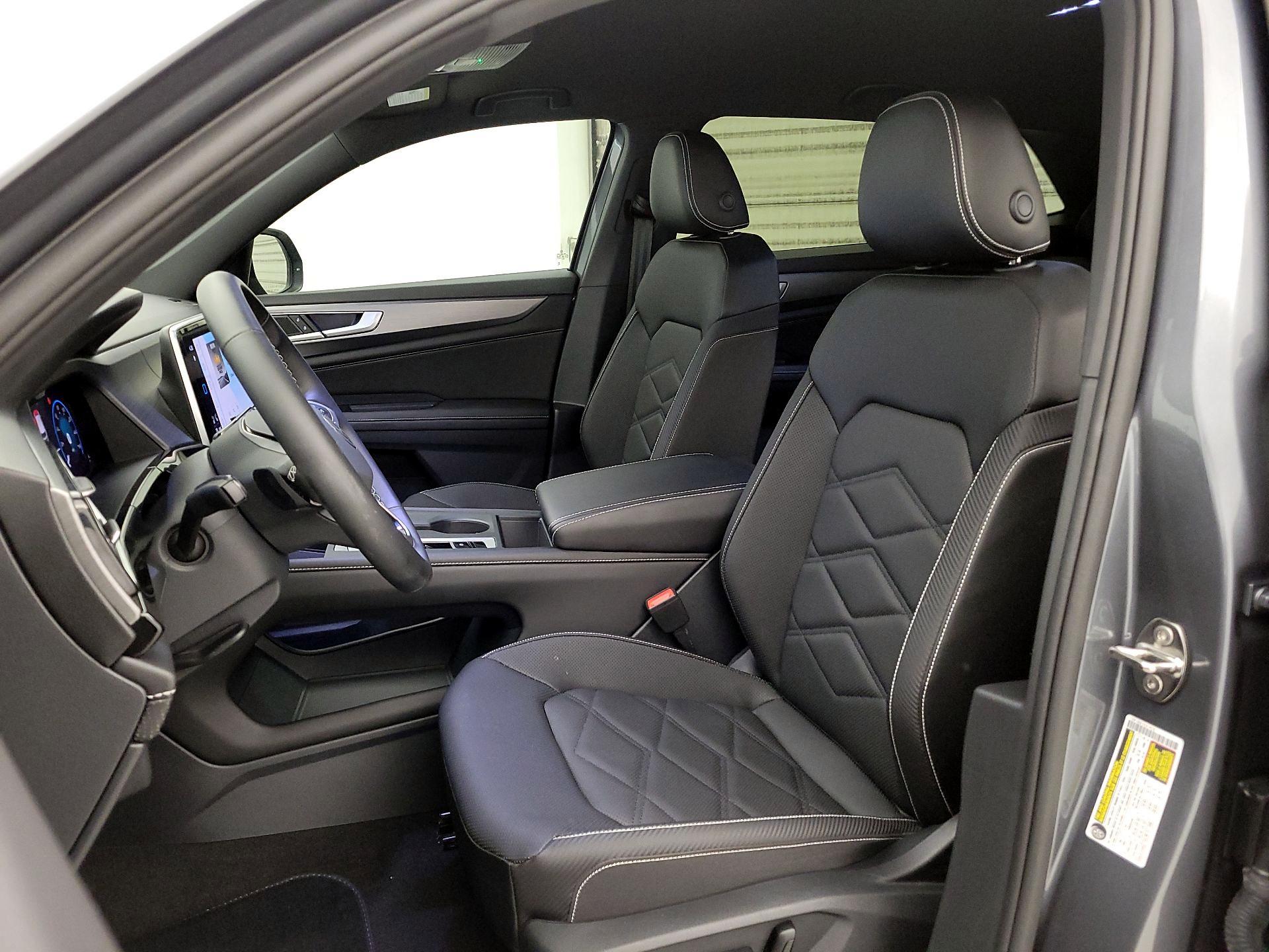 Thumbnail: 2025 Volkswagen Atlas - 11