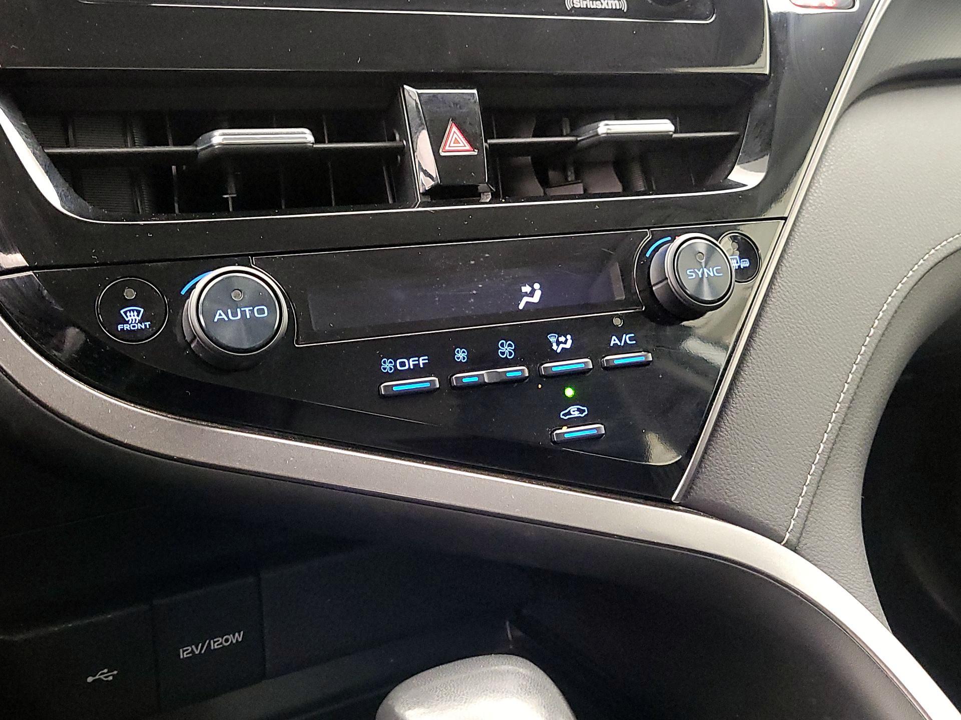 Thumbnail: 2024 Toyota Camry - 16