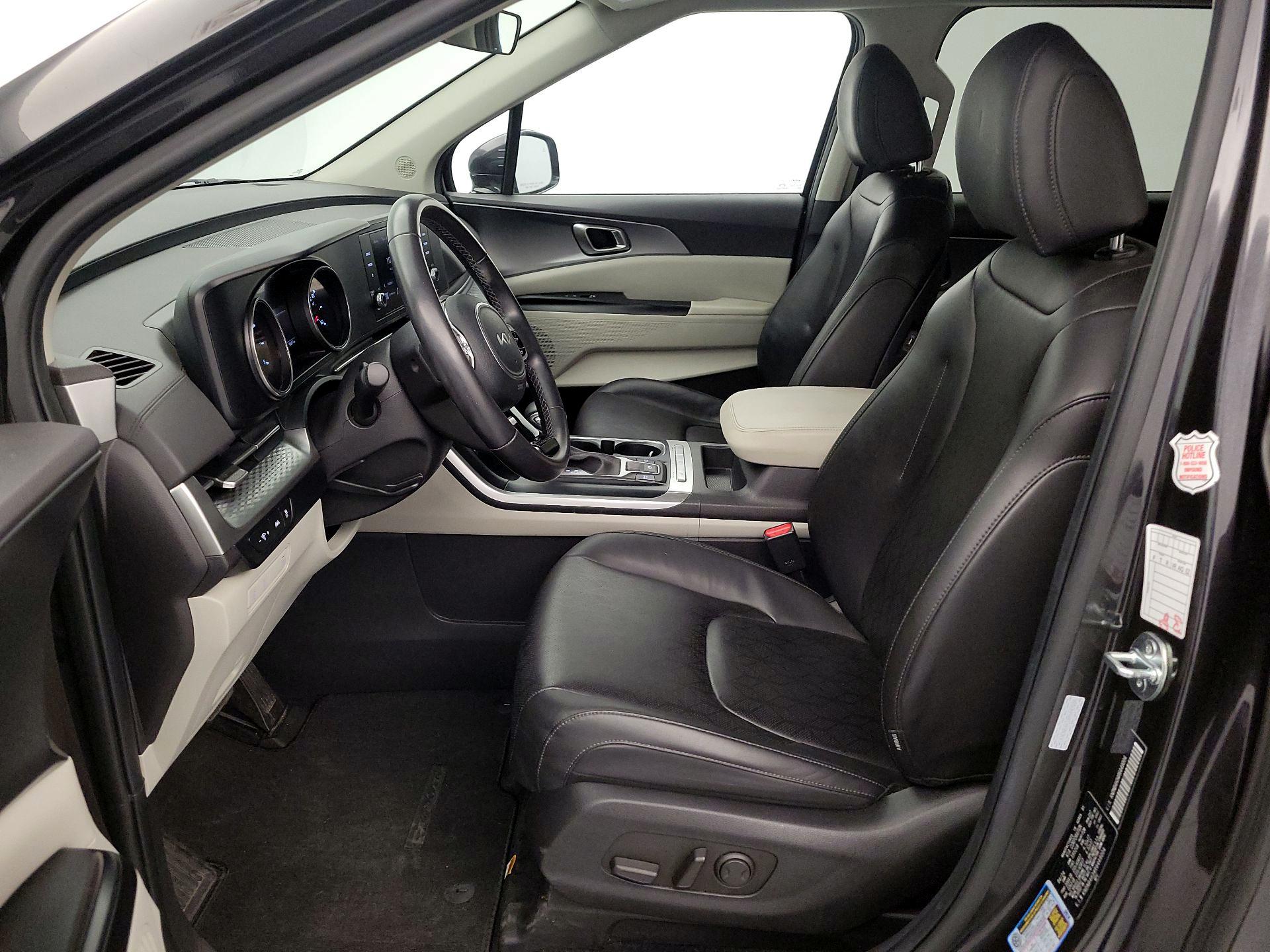 Thumbnail: 2024 Kia Carnival - 11