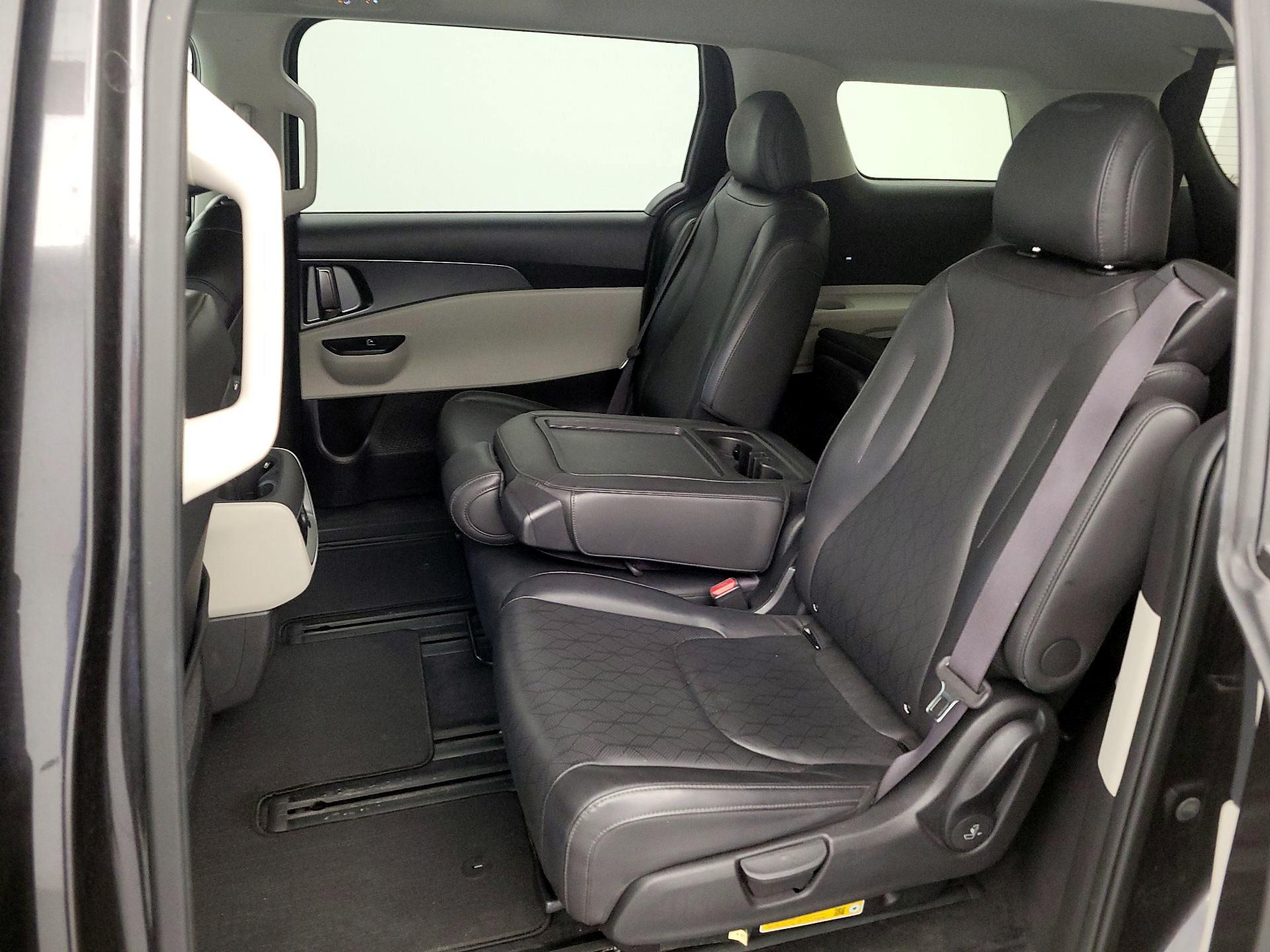 Thumbnail: 2024 Kia Carnival - 19