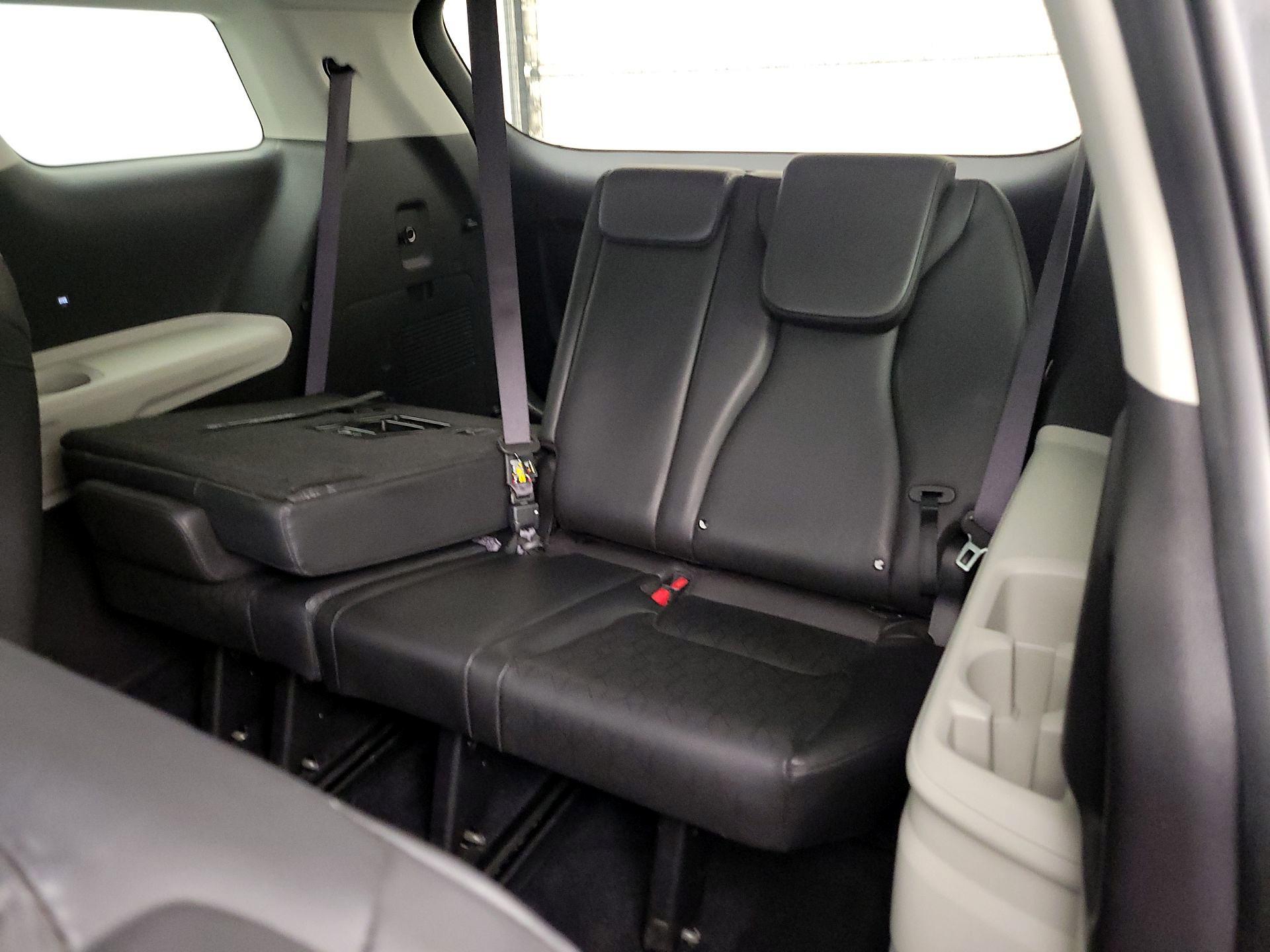 Thumbnail: 2024 Kia Carnival - 20