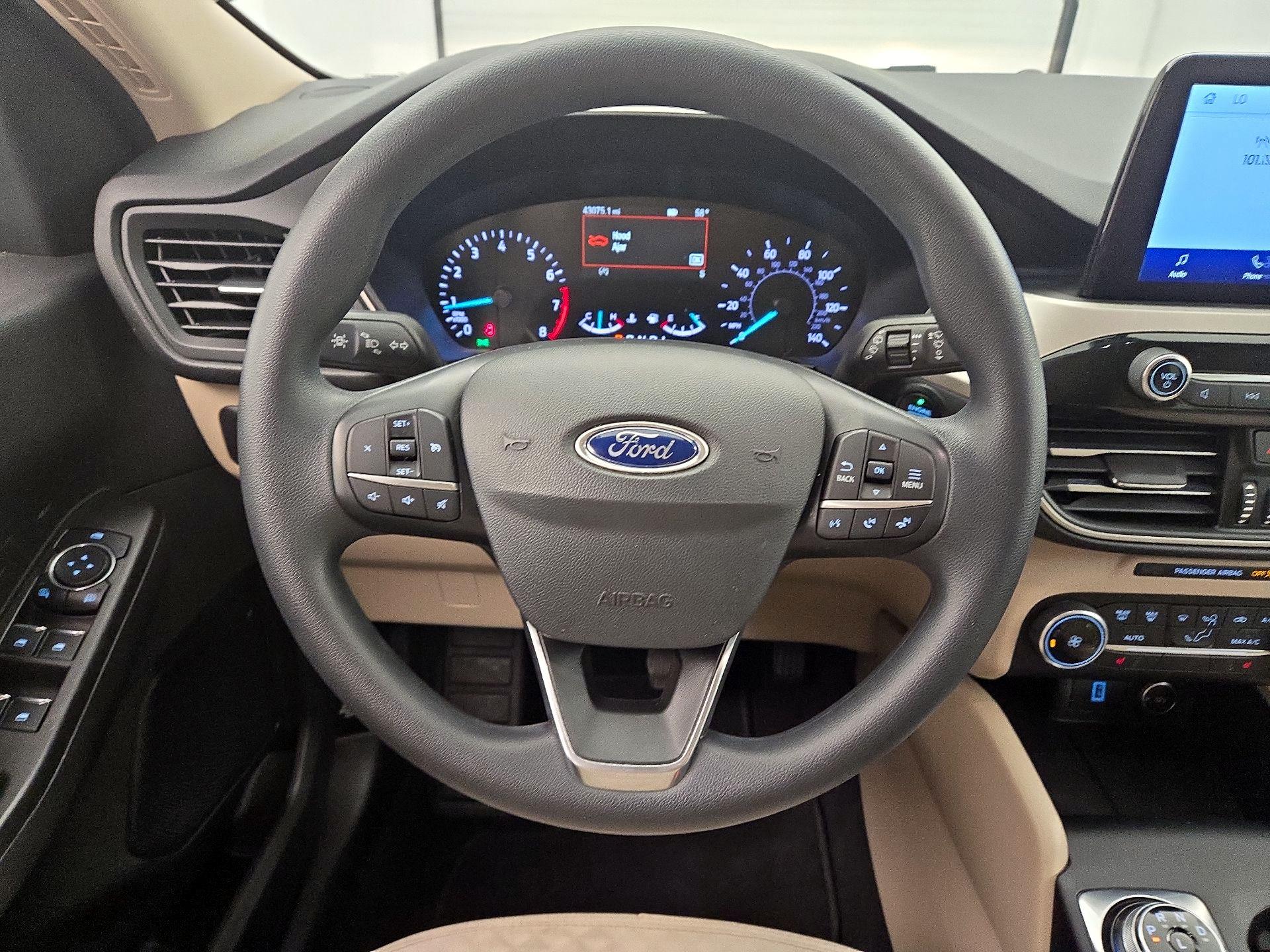 Thumbnail: 2020 Ford Escape - 10