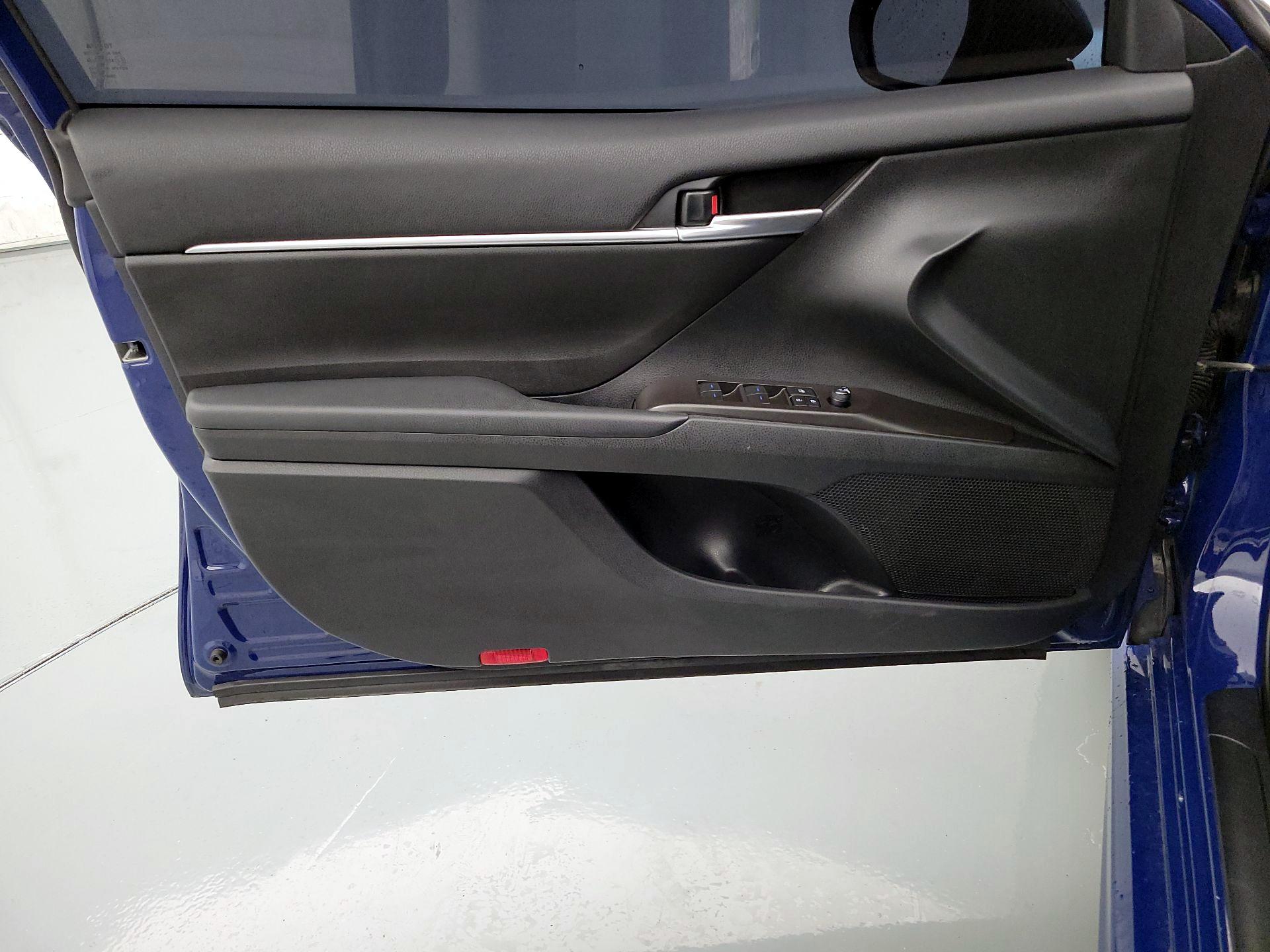 Thumbnail: 2024 Toyota Camry - 12