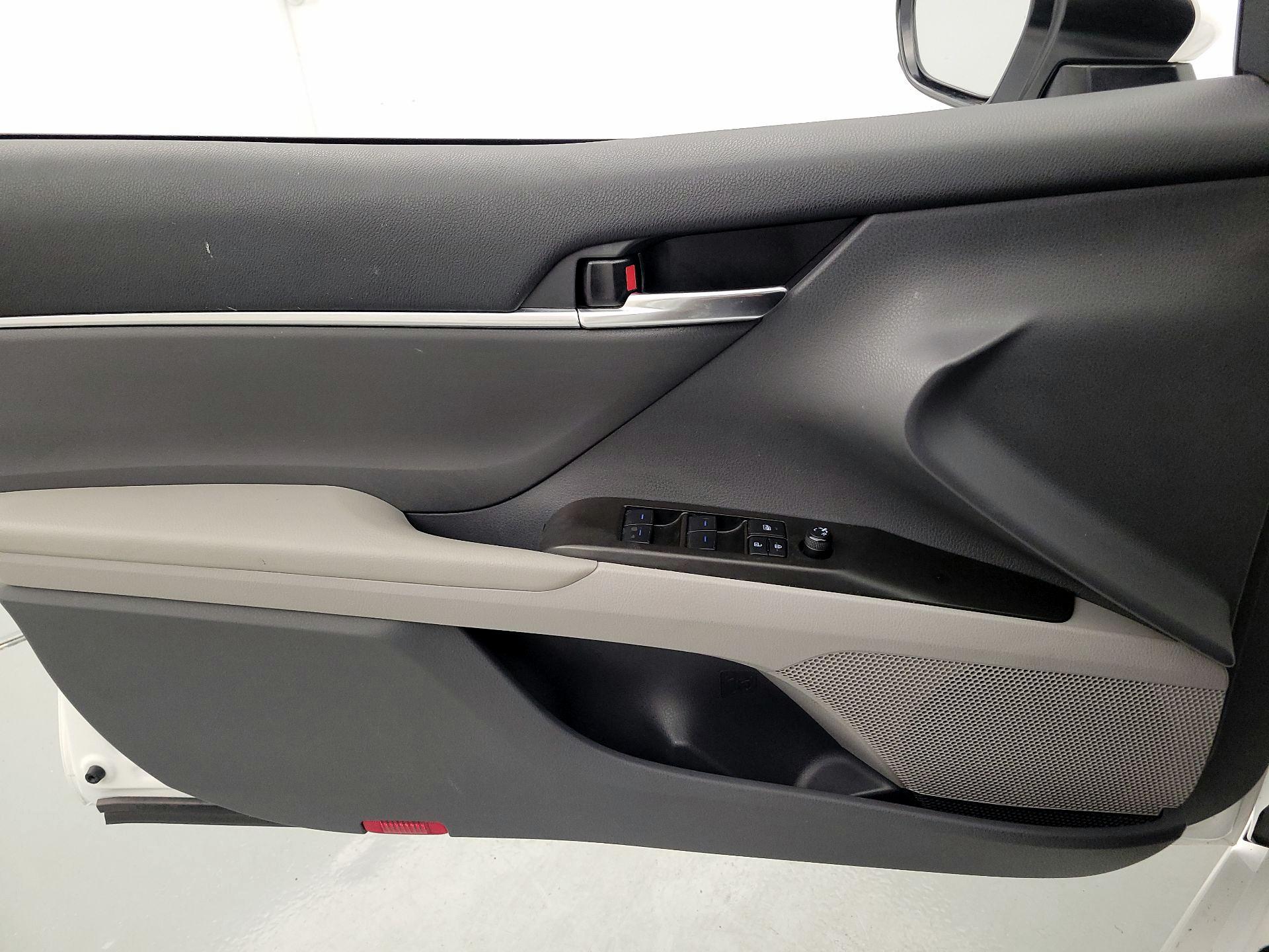 Thumbnail: 2024 Toyota Camry - 12