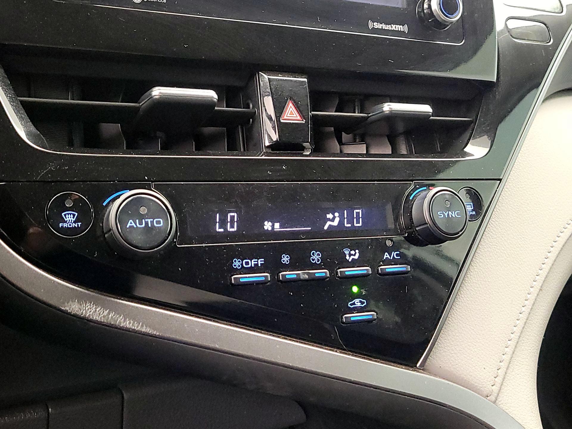 Thumbnail: 2024 Toyota Camry - 16