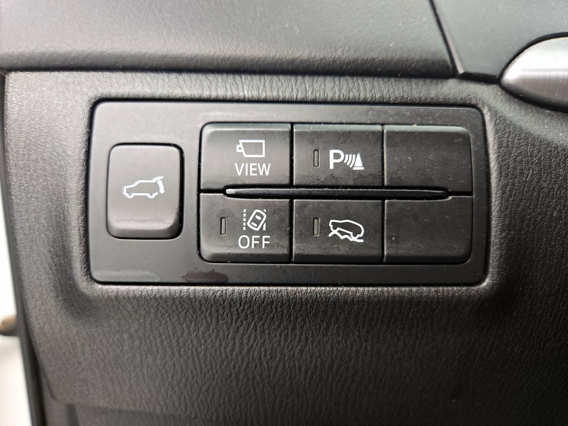 Thumbnail: 2023 Mazda CX-9 - 13