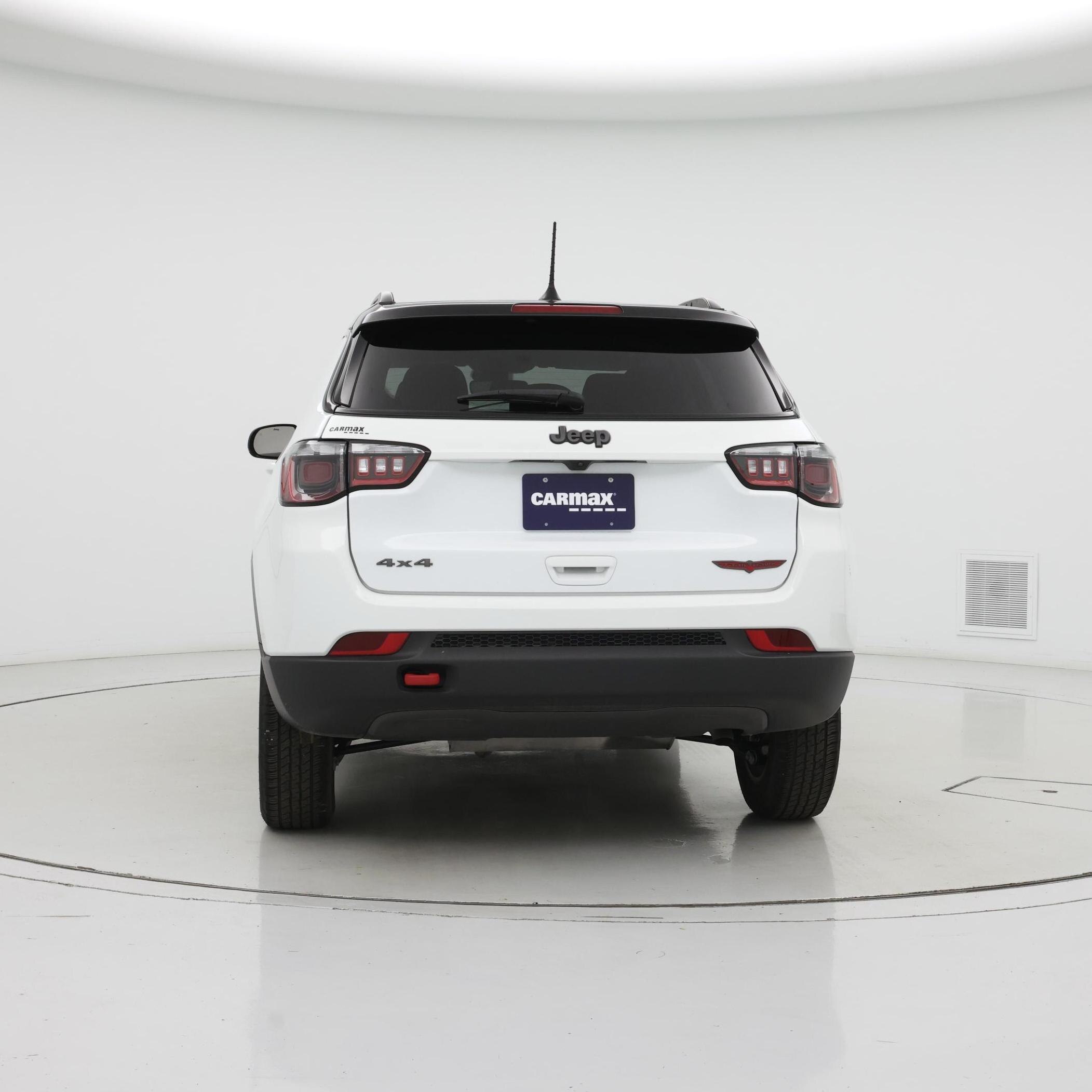 Thumbnail: 2022 Jeep Compass - 6