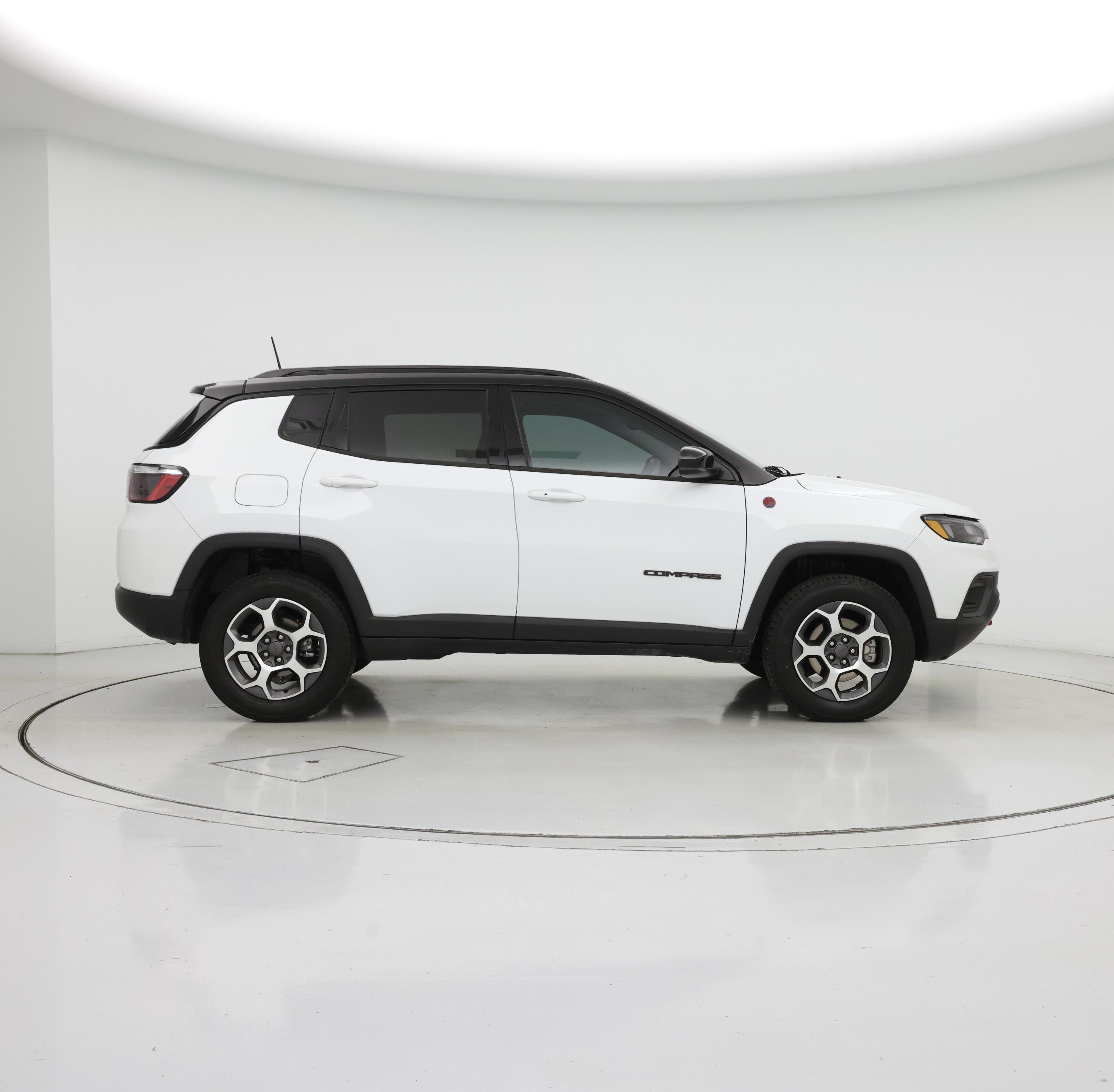 Thumbnail: 2022 Jeep Compass - 7