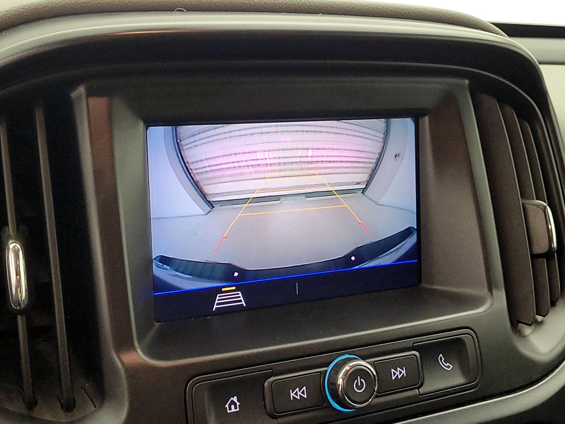 Thumbnail: 2022 Chevrolet Colorado - 14