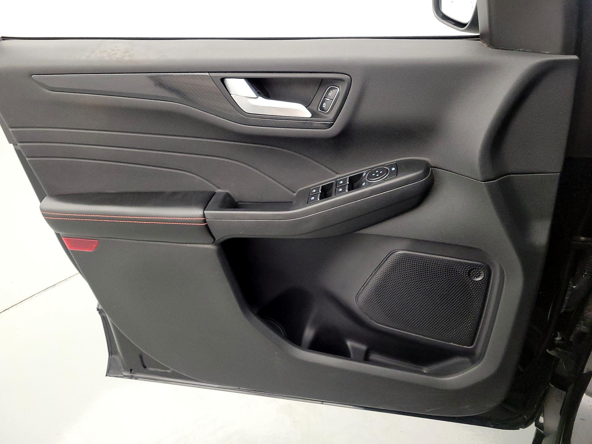 Thumbnail: 2023 Ford Escape - 12