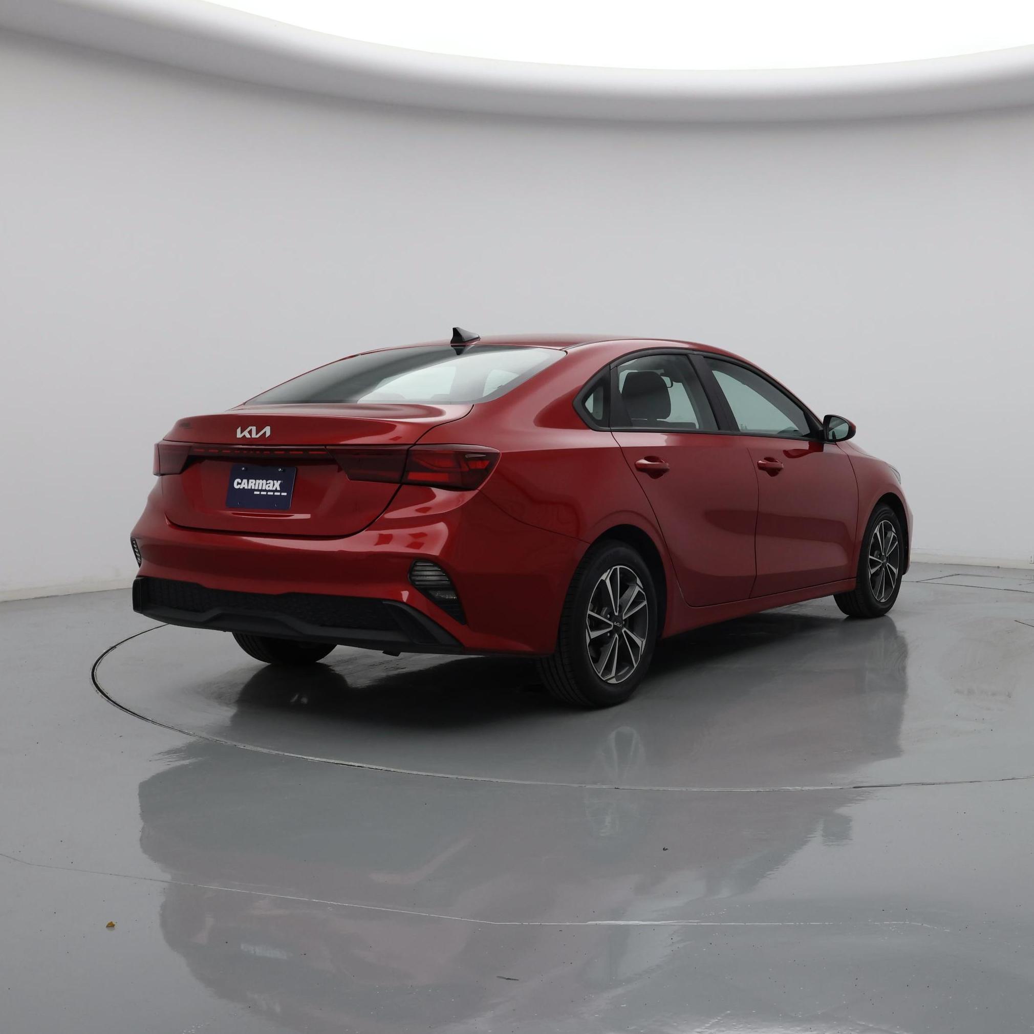 Thumbnail: 2024 Kia Forte - 8