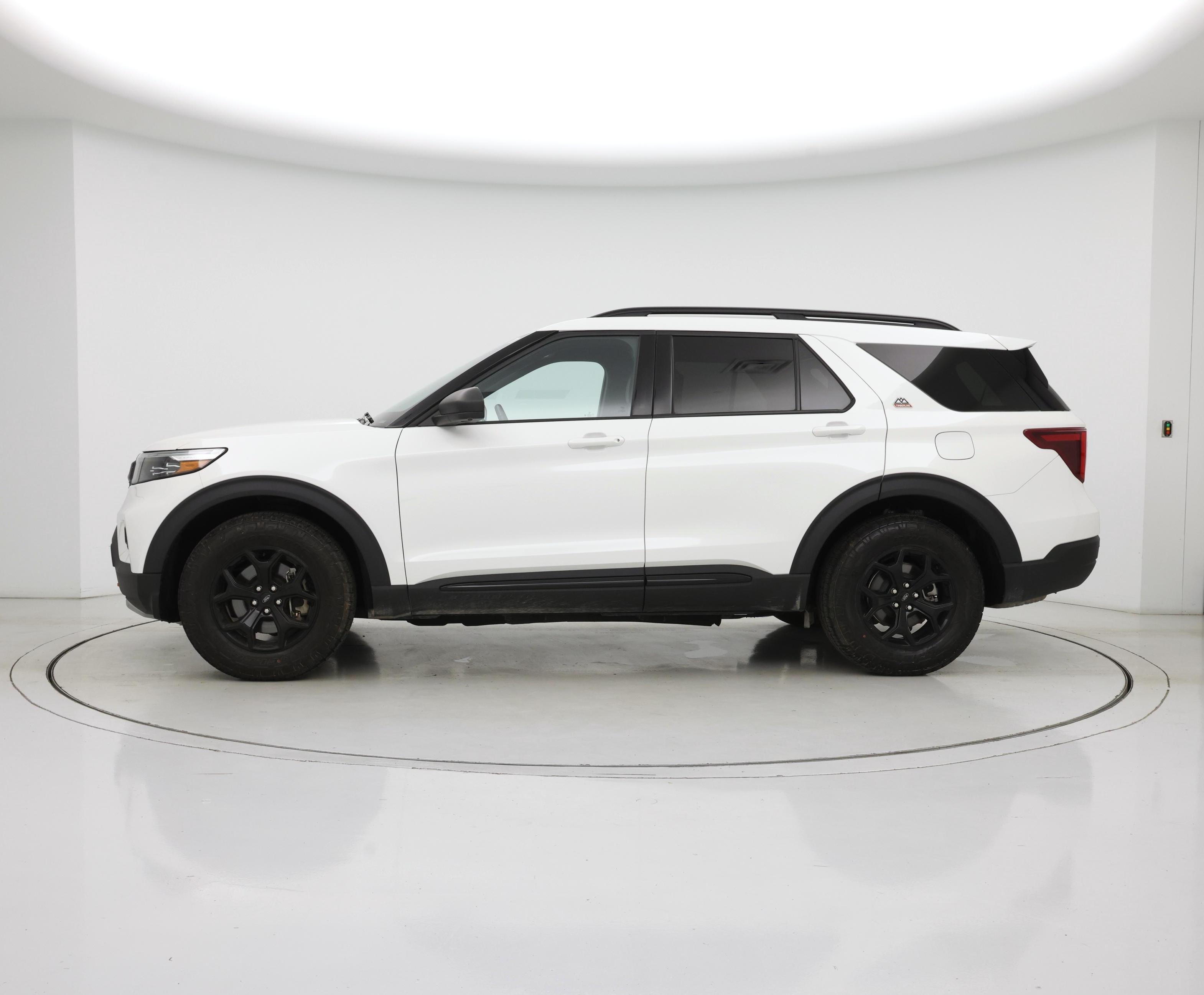 Thumbnail: 2023 Ford Explorer - 3