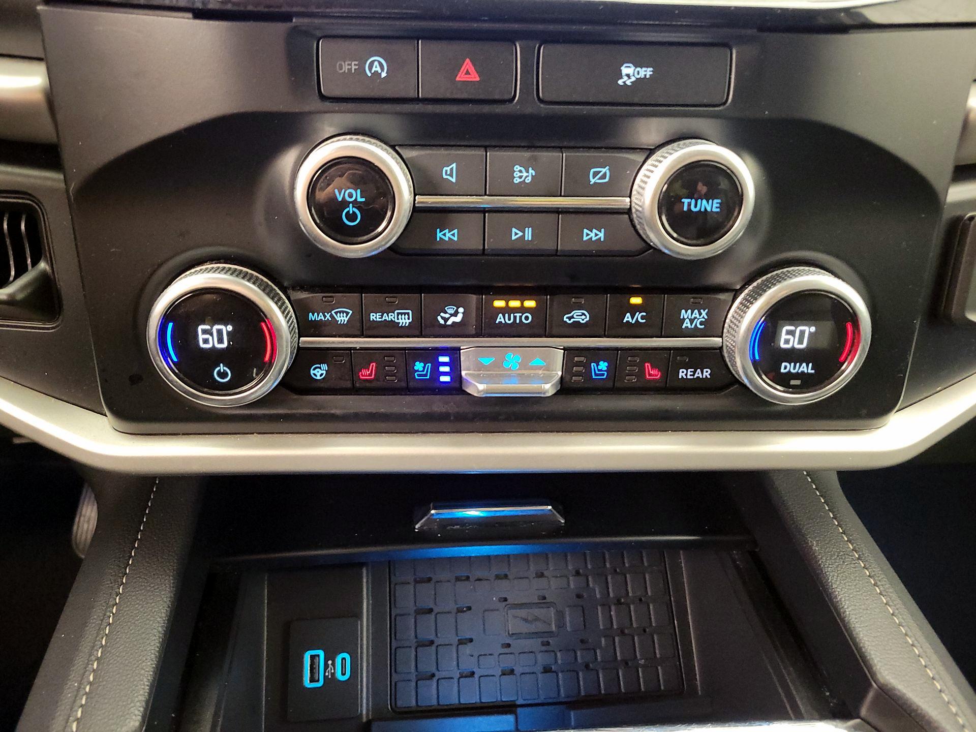 Thumbnail: 2024 Ford Expedition - 17