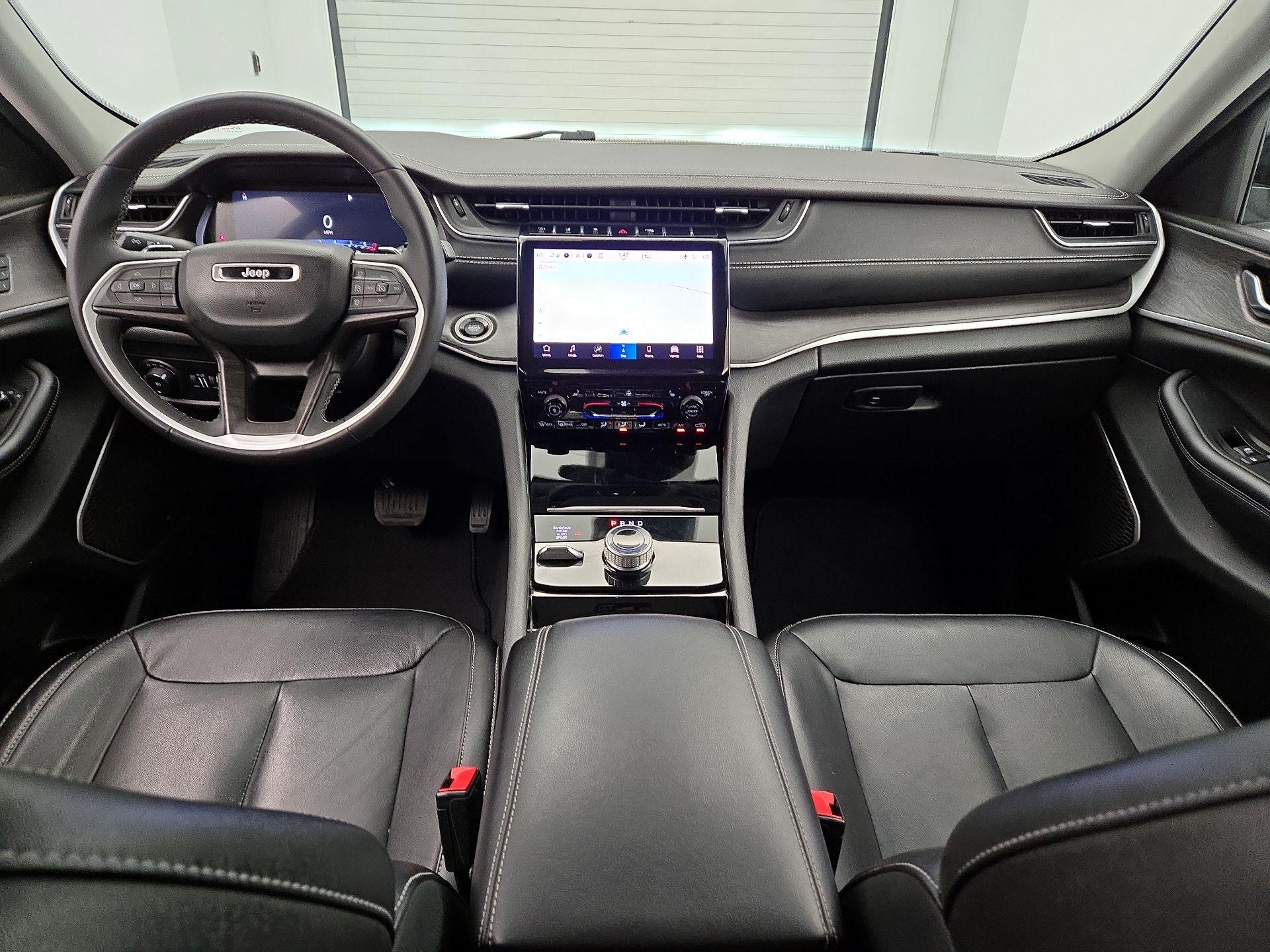 Thumbnail: 2023 Jeep Grand Cherokee - 9