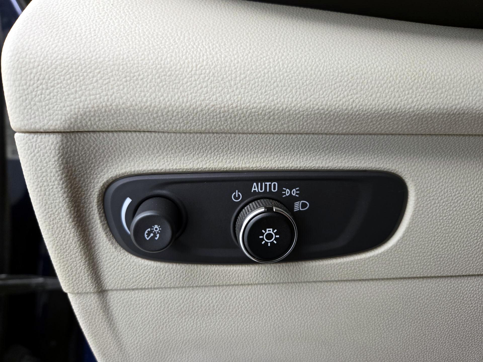 Thumbnail: 2023 Buick Envision - 13