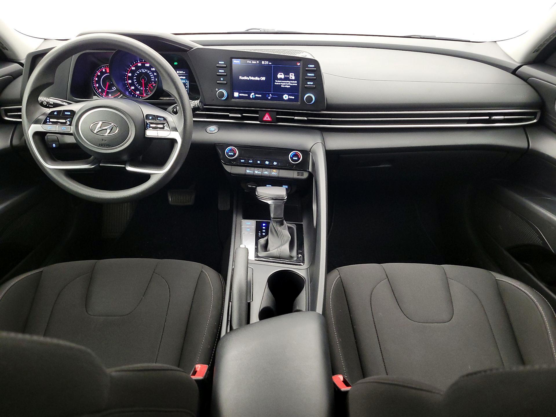 Thumbnail: 2023 Hyundai Elantra - 9