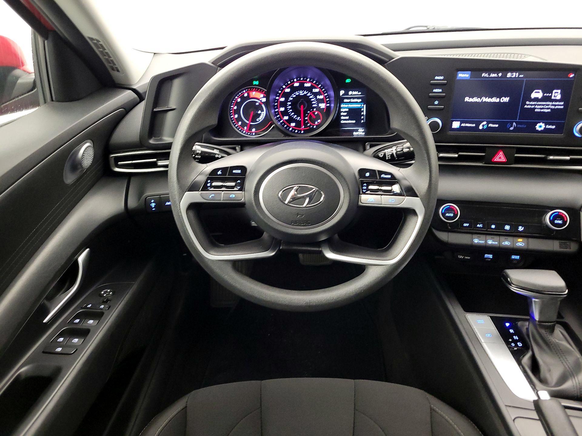 Thumbnail: 2023 Hyundai Elantra - 10