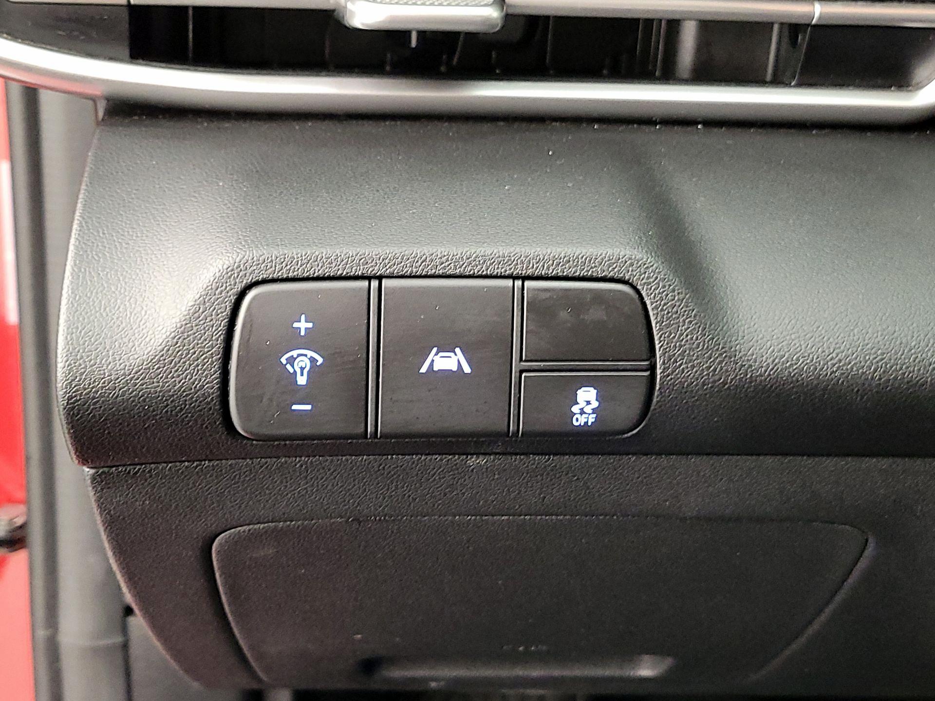 Thumbnail: 2023 Hyundai Elantra - 13