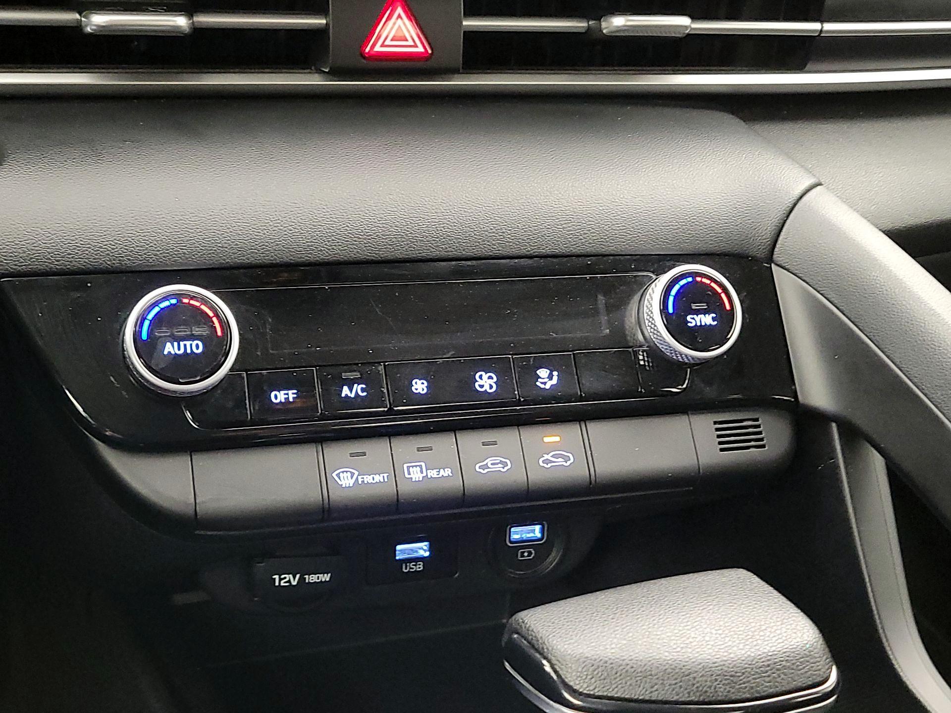 Thumbnail: 2023 Hyundai Elantra - 16