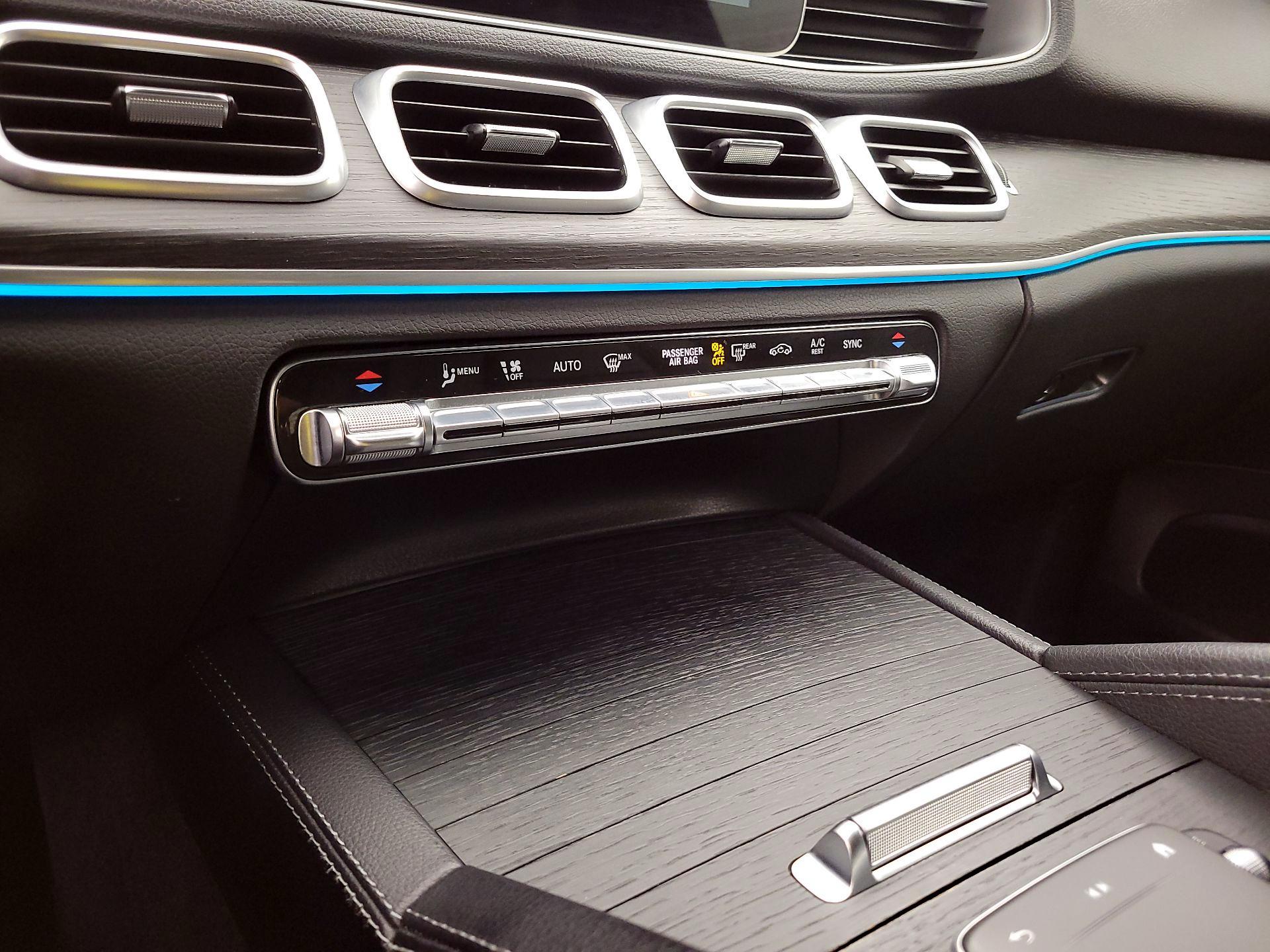 Thumbnail: 2023 Mercedes-Benz GLE - 17