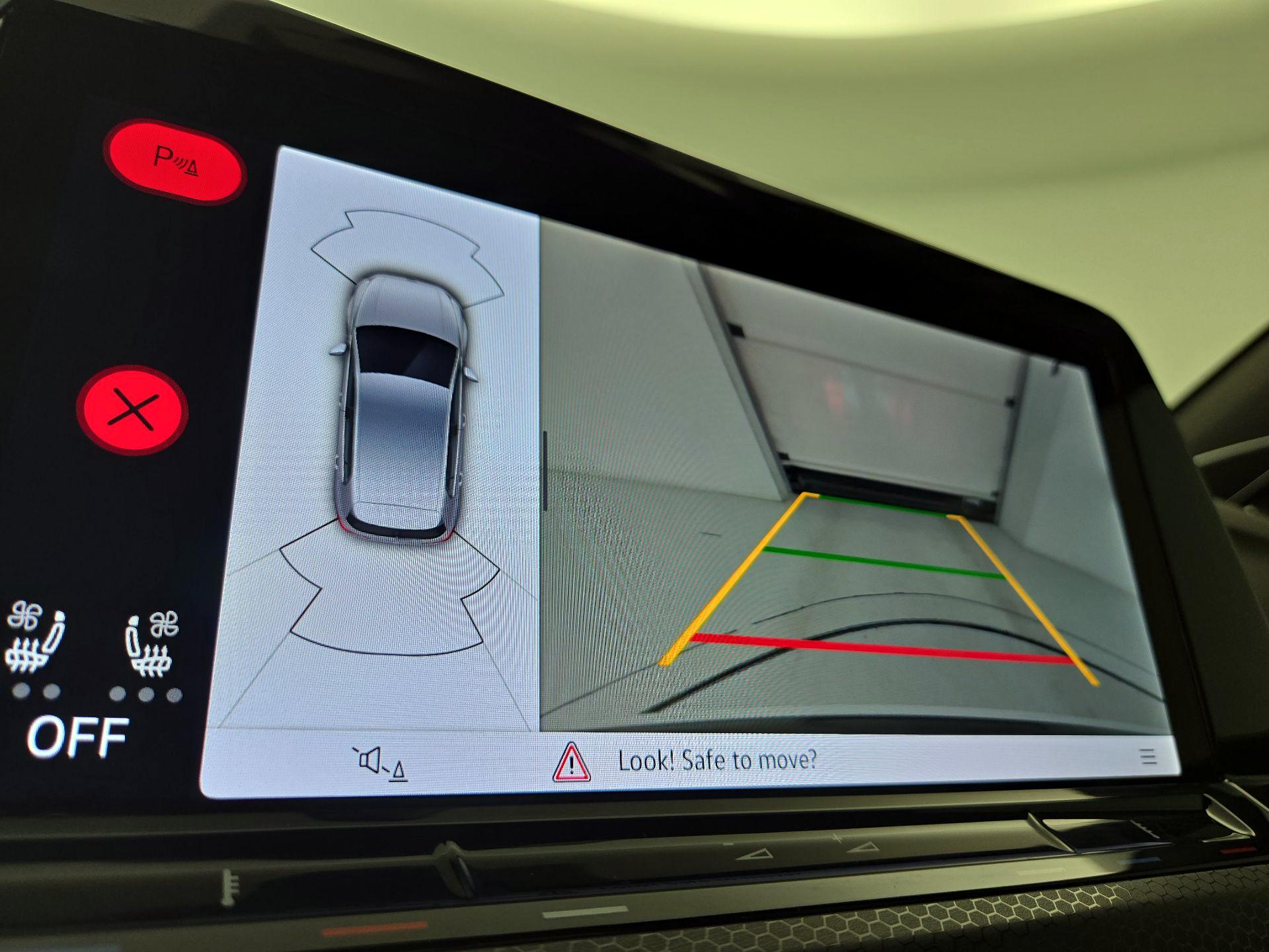 Thumbnail: 2023 Volkswagen Golf - 15