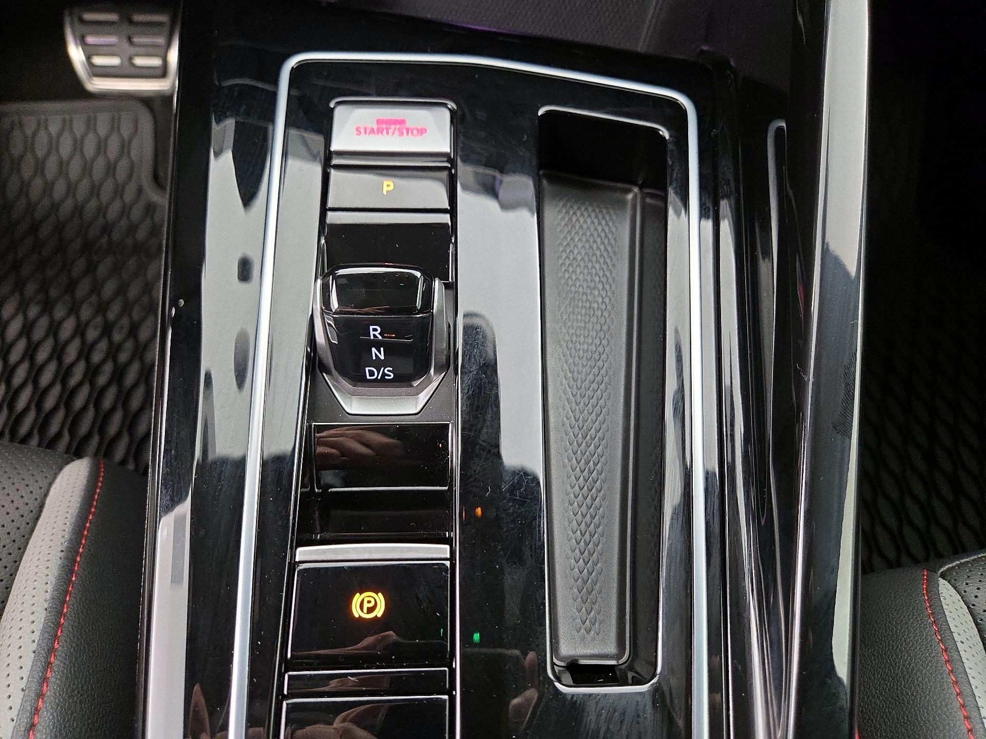 Thumbnail: 2023 Volkswagen Golf - 18