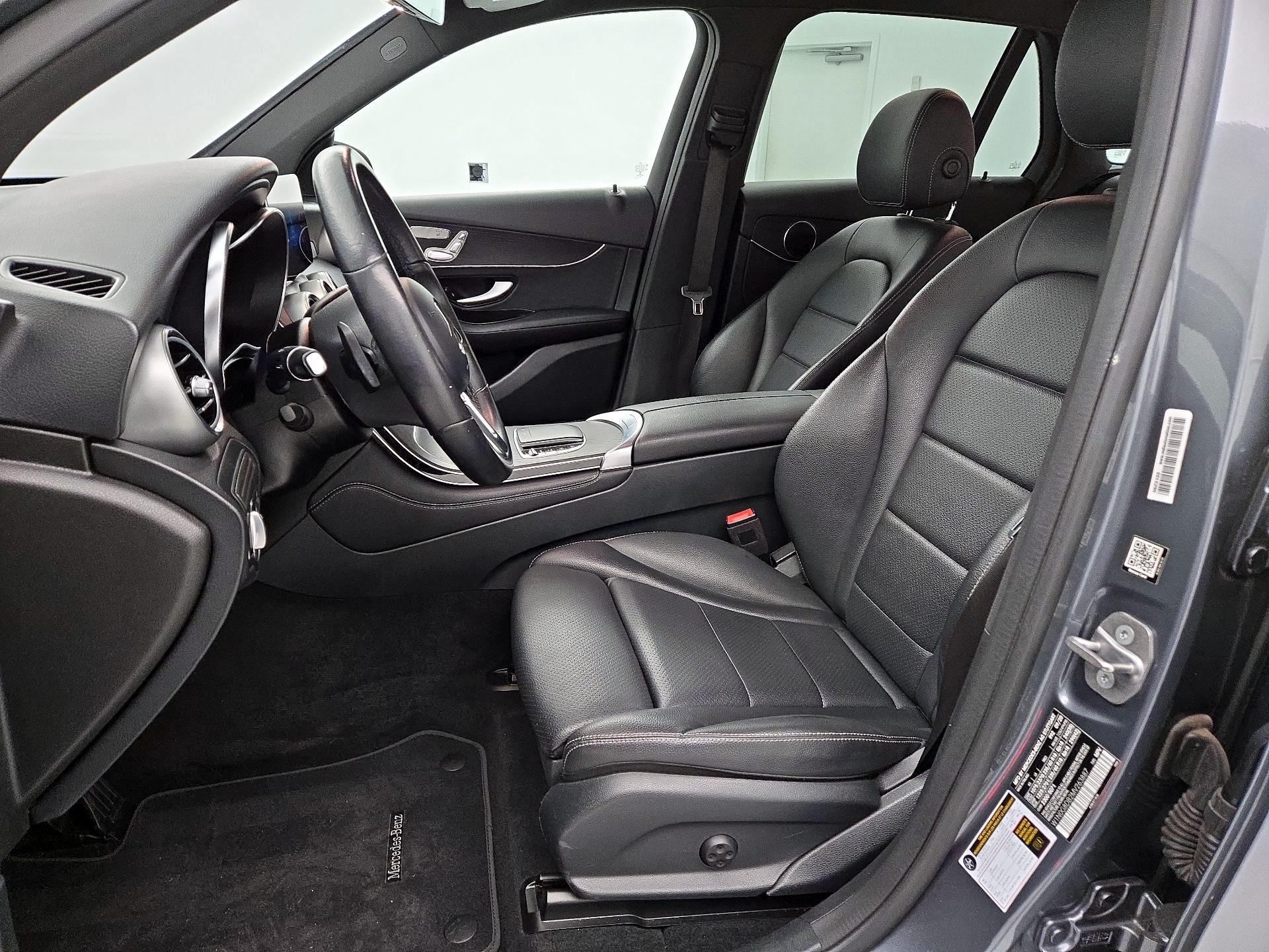 Thumbnail: 2021 Mercedes-Benz GLC - 11