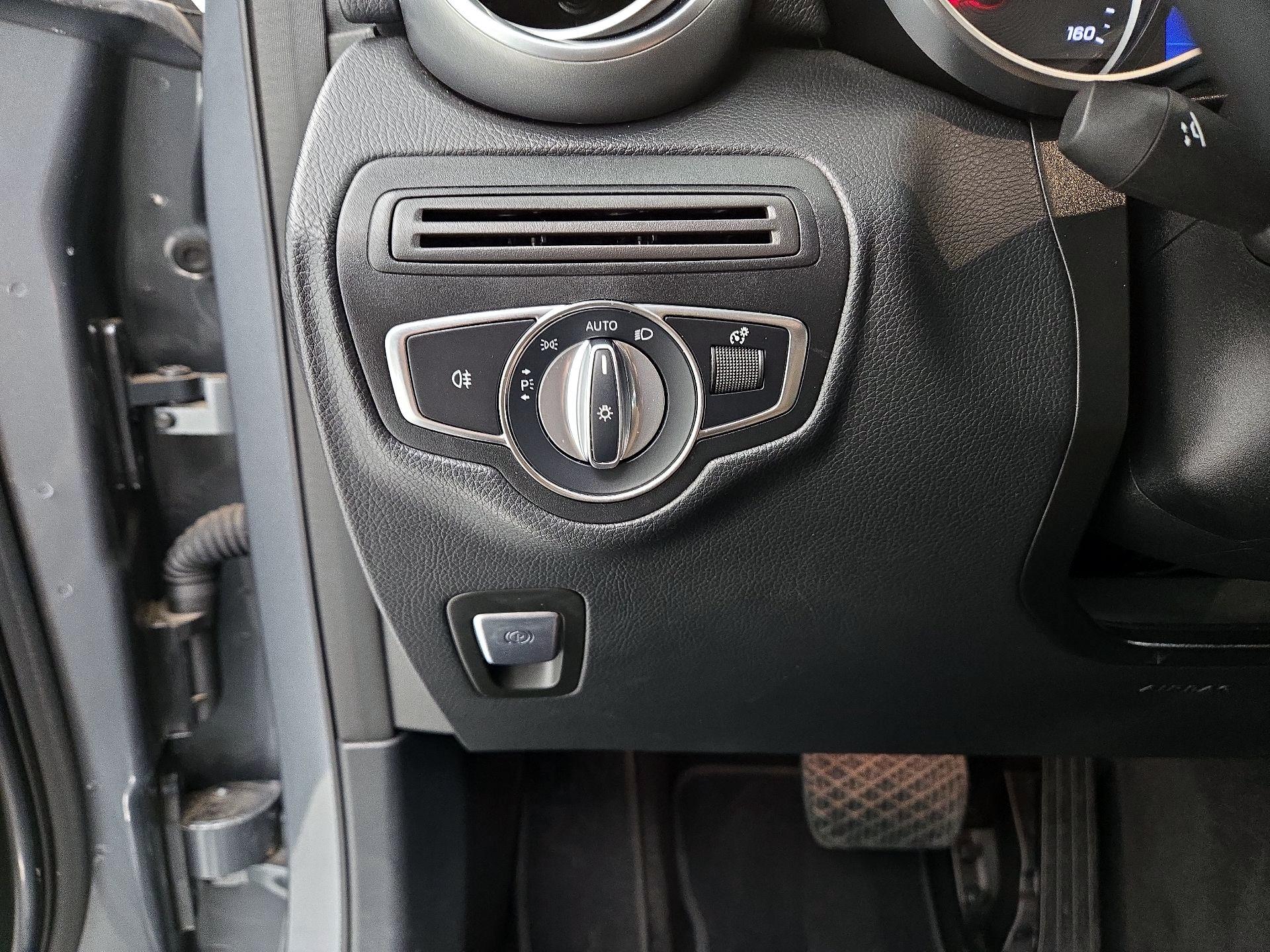 Thumbnail: 2021 Mercedes-Benz GLC - 13