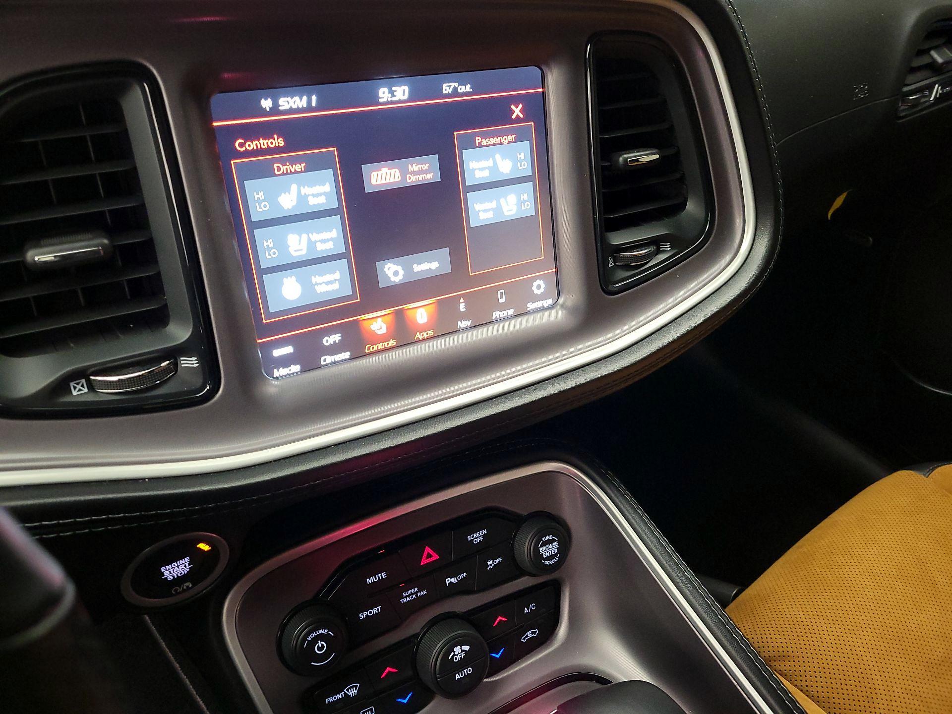 Thumbnail: 2022 Dodge Challenger - 17