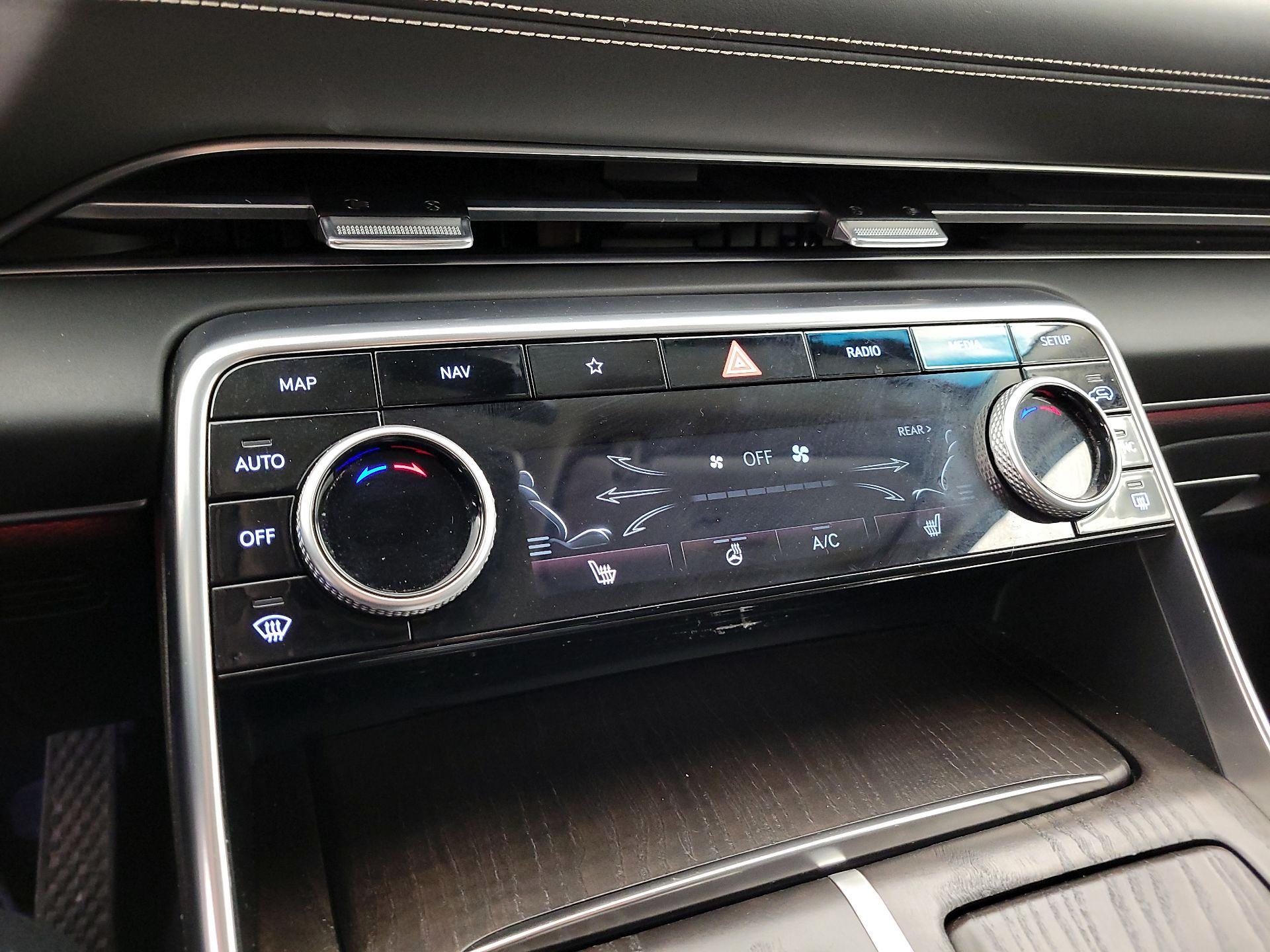 Thumbnail: 2024 Genesis GV80 - 17