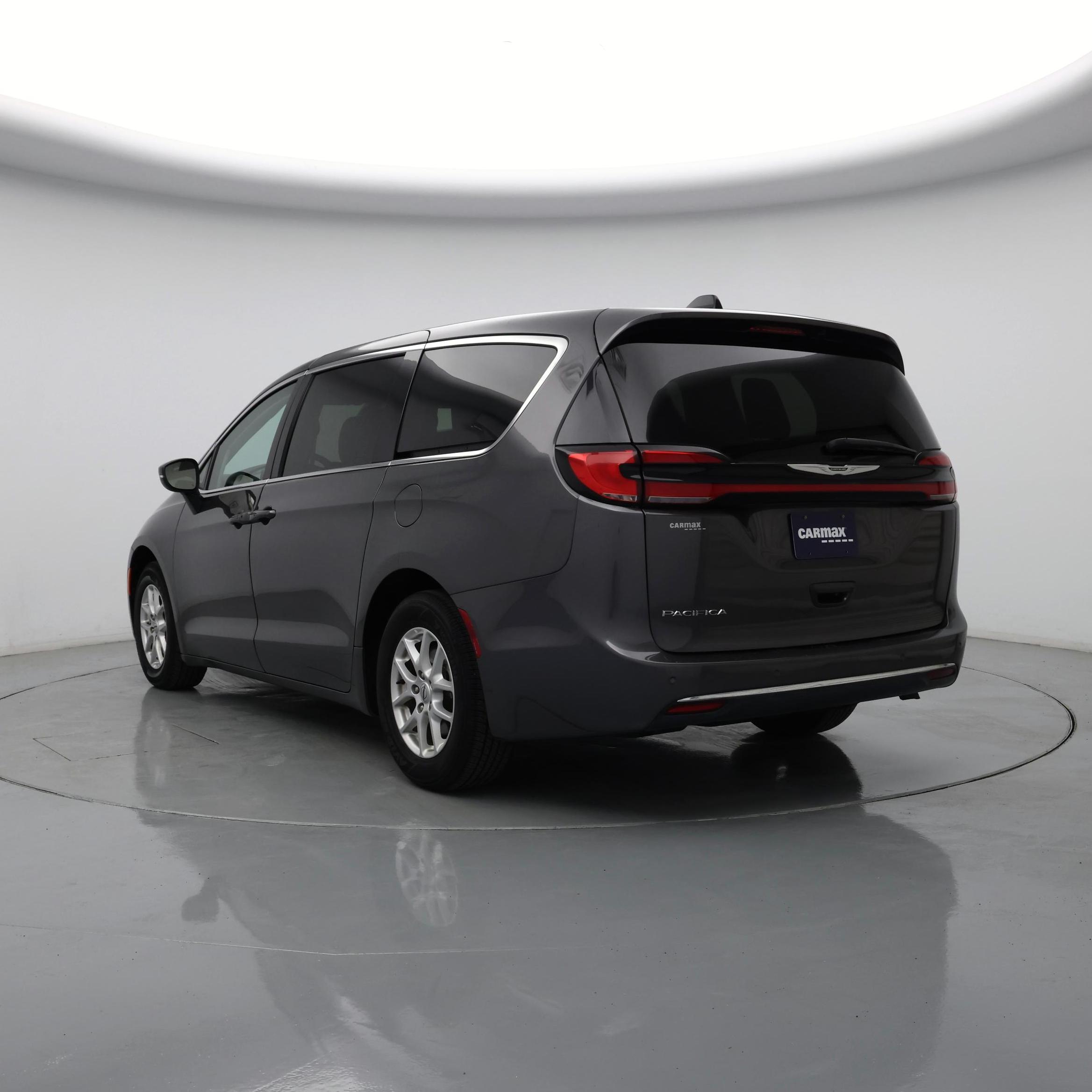 Thumbnail: 2023 Chrysler Pacifica - 2