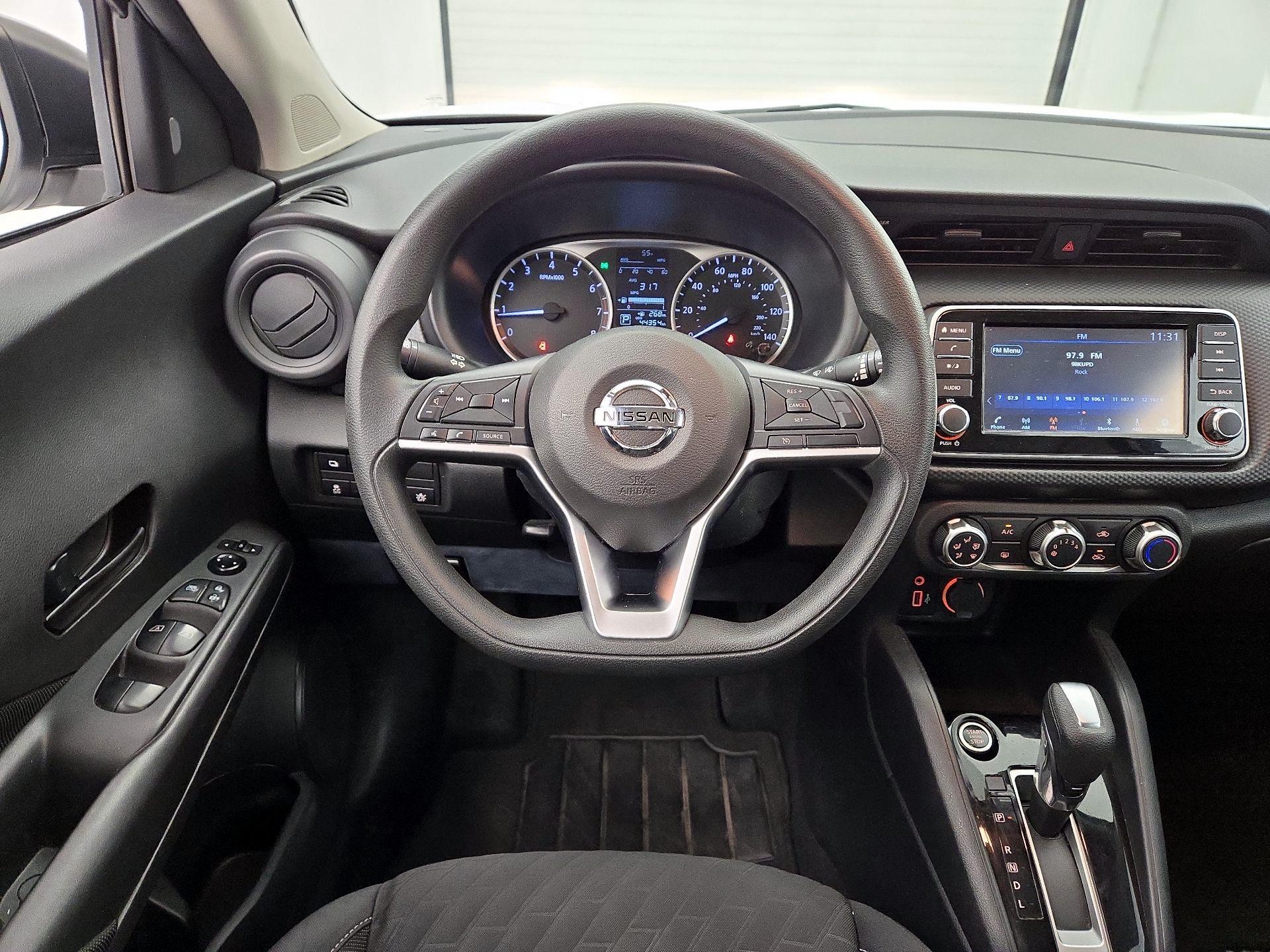 Thumbnail: 2021 Nissan Kicks - 10