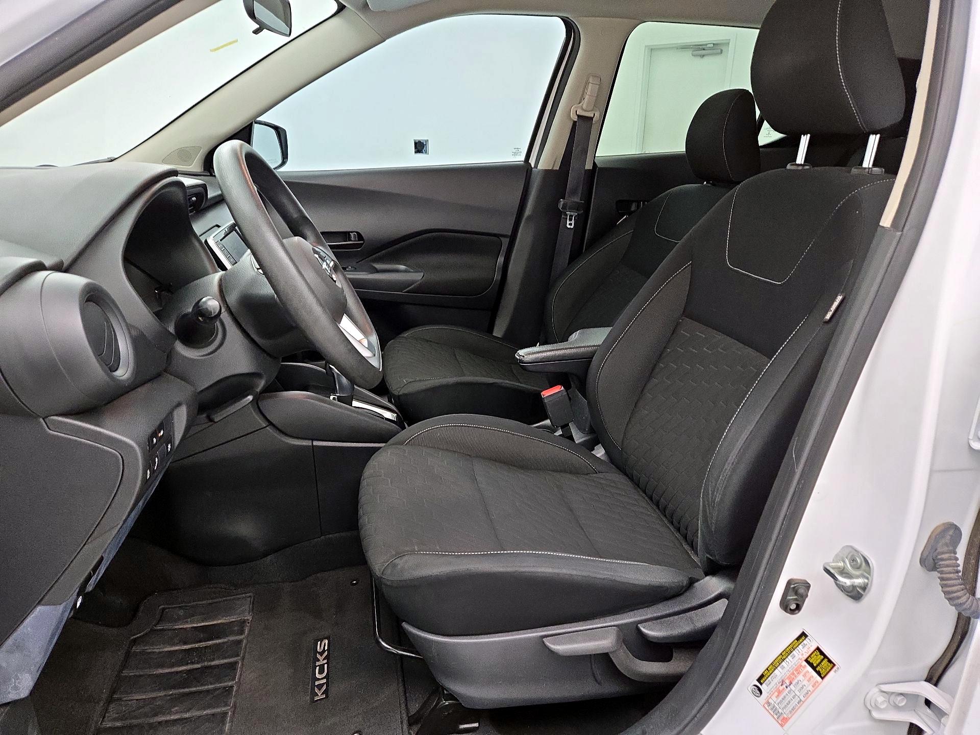 Thumbnail: 2021 Nissan Kicks - 11