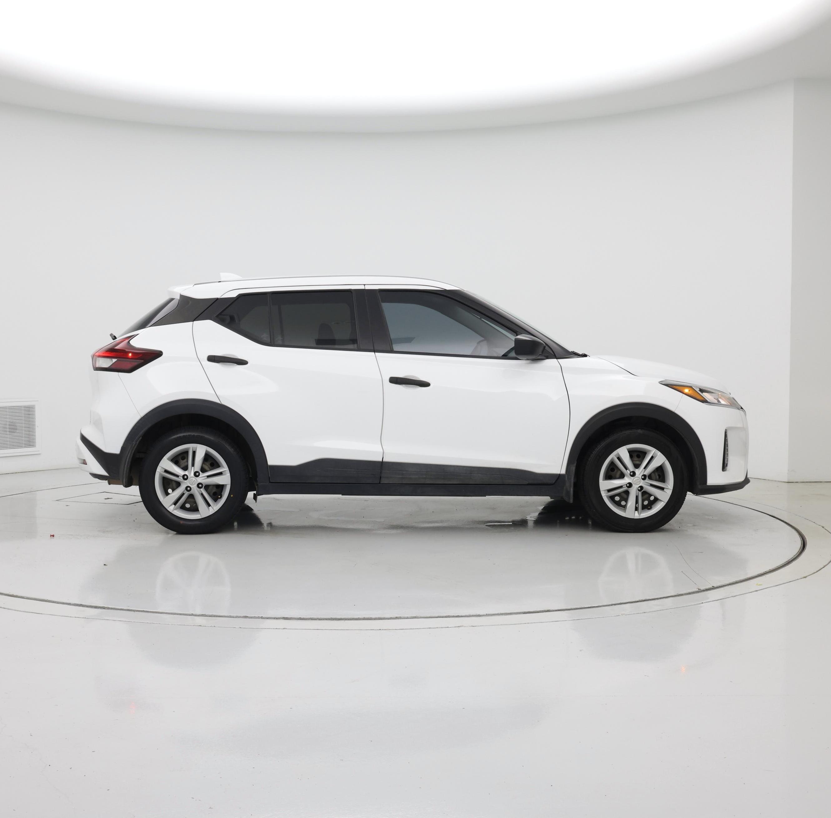 Thumbnail: 2021 Nissan Kicks - 7